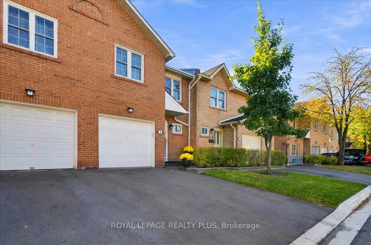 1951 Rathburn Road E 4