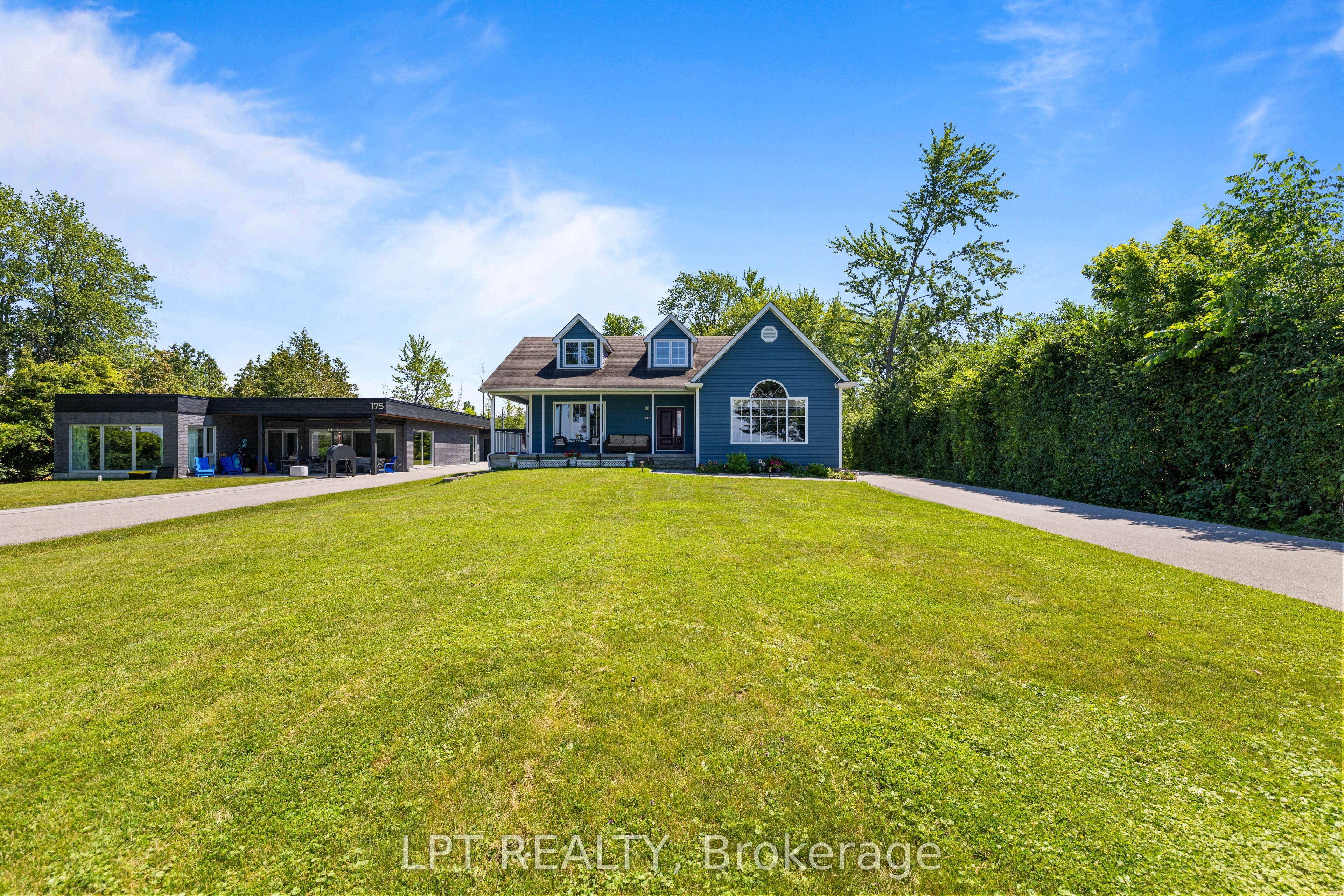 173 Lake Drive E