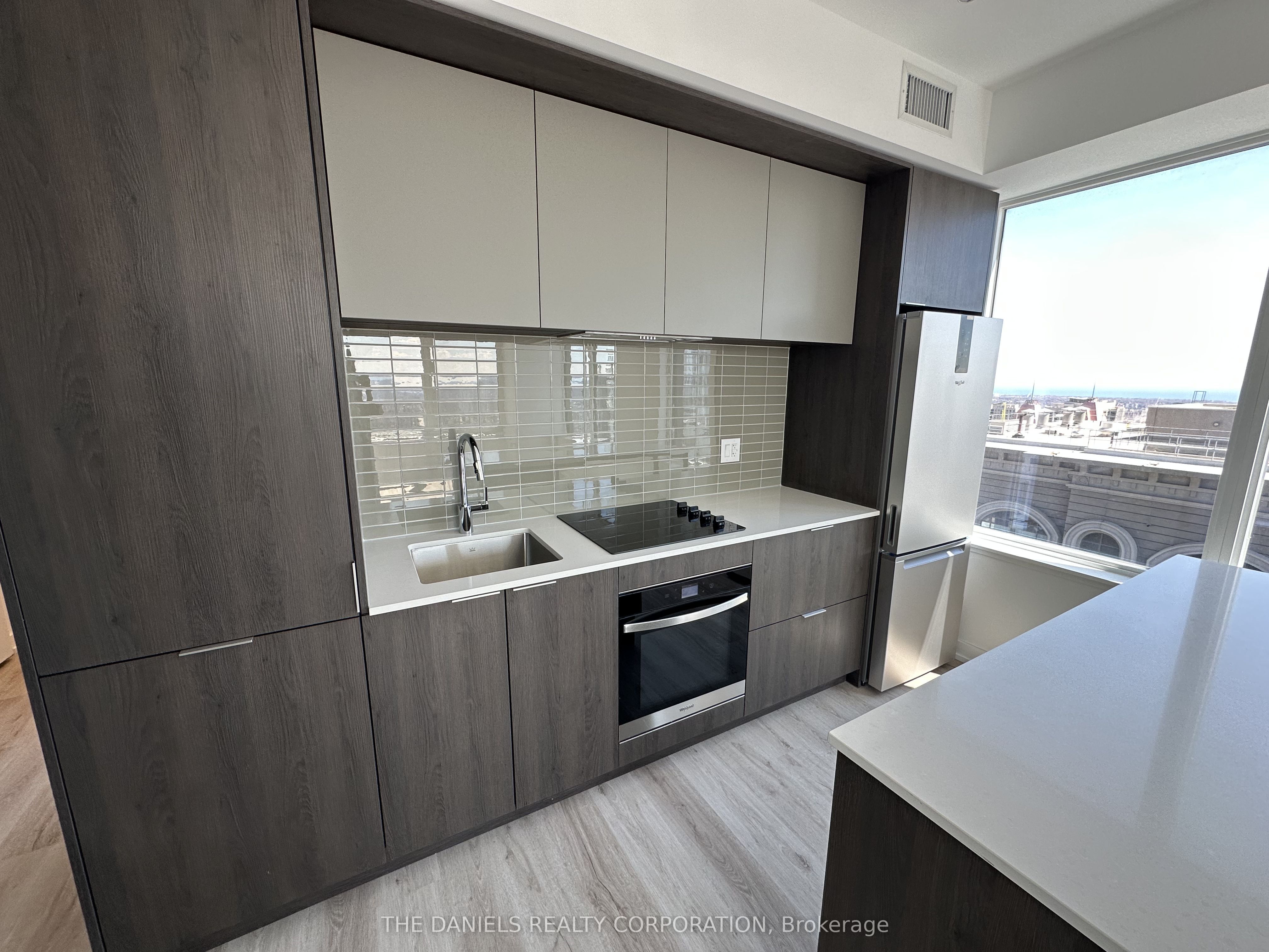 395 Square One Drive 3908