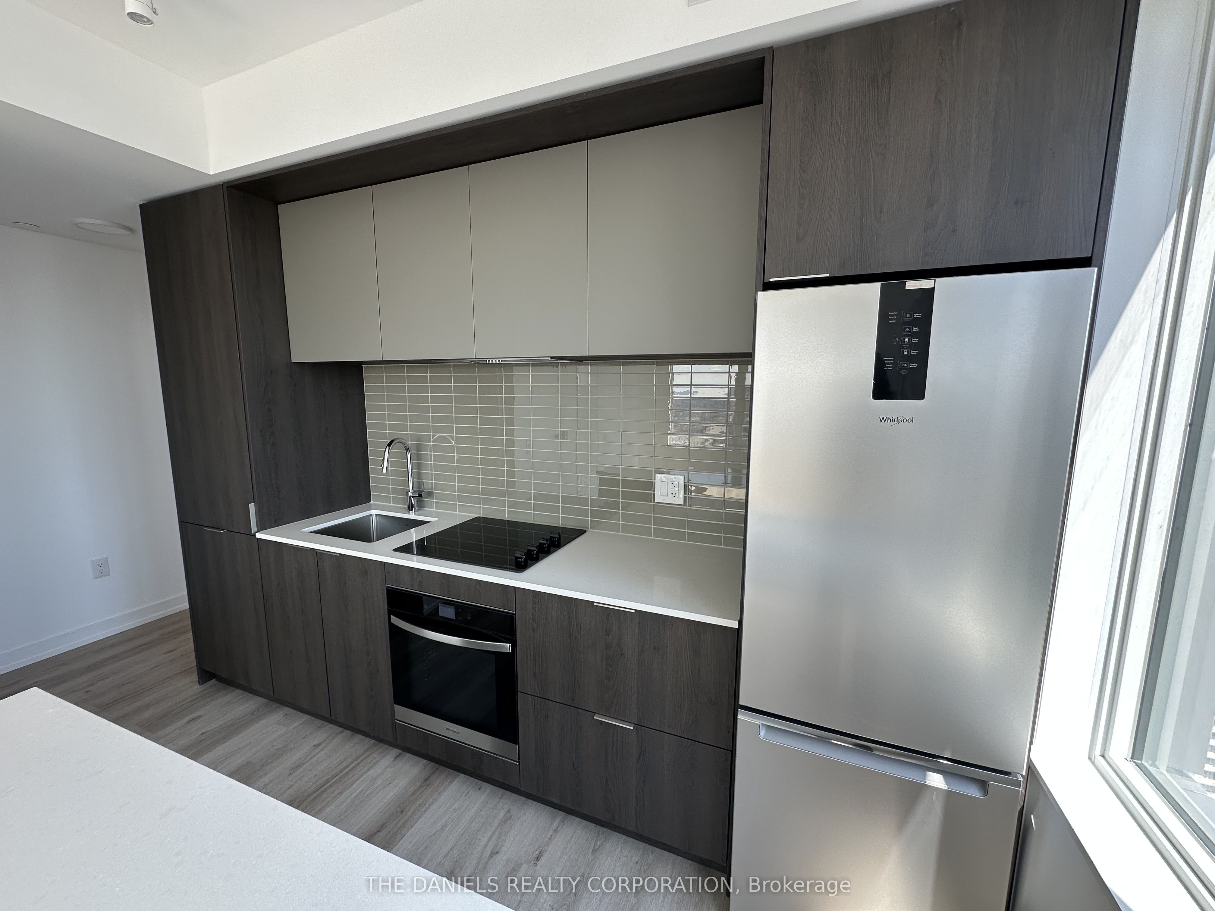 395 Square One Drive 3908