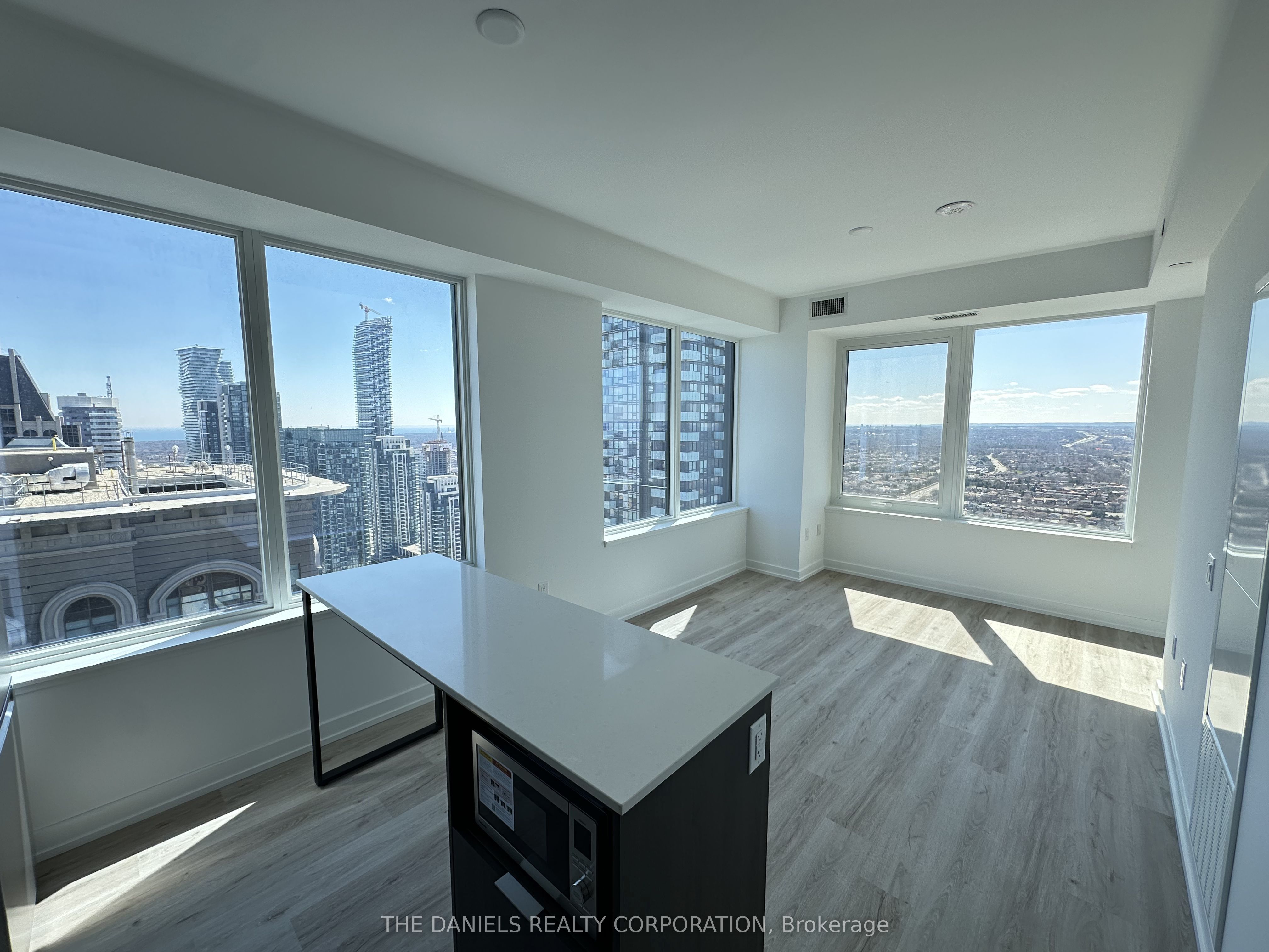 395 Square One Drive 3908