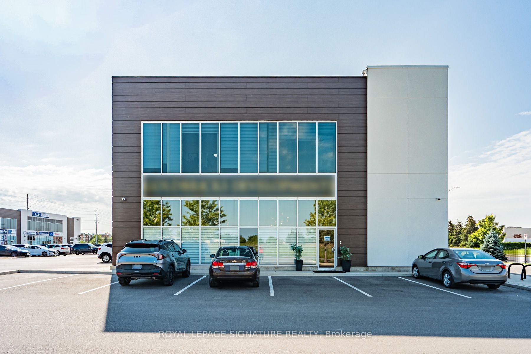 9300 Goreway Drive 111-113