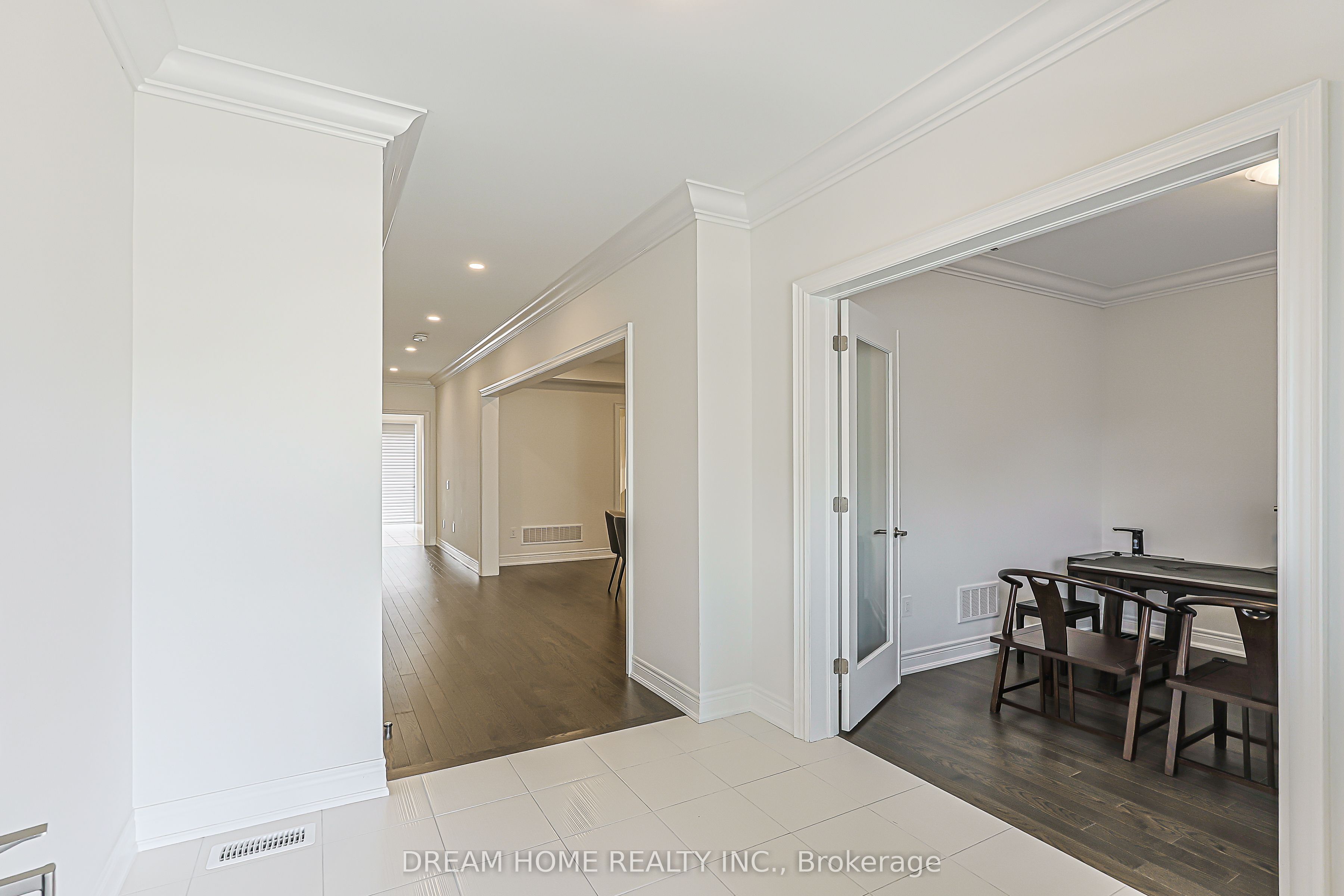 16 Fair Winds Lane