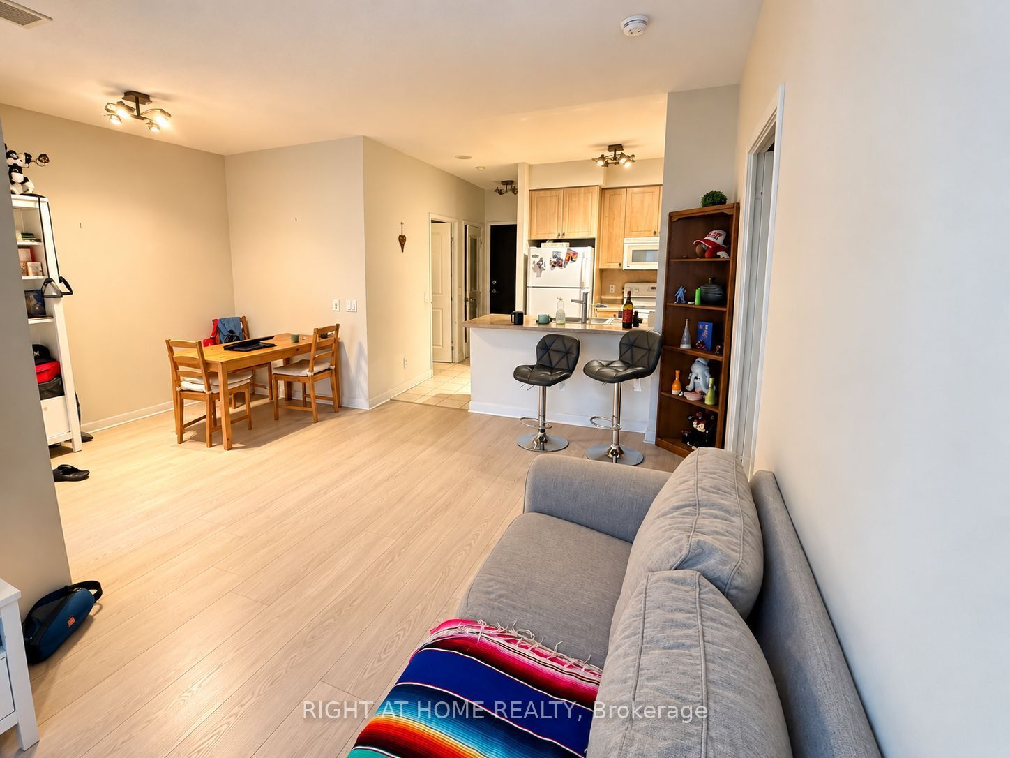 225 Sherway Gardens Road 105