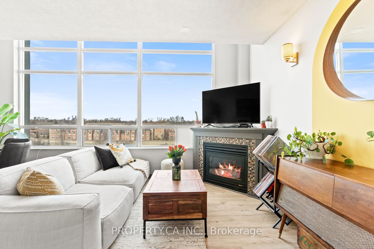 200 Manitoba Street 421