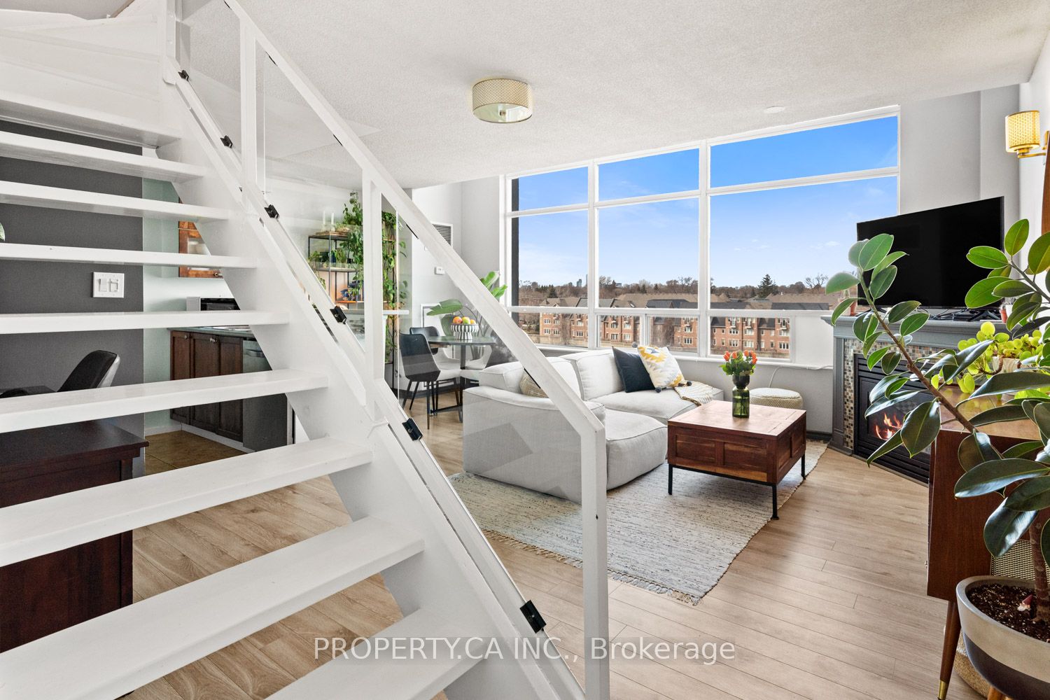 200 Manitoba Street 421