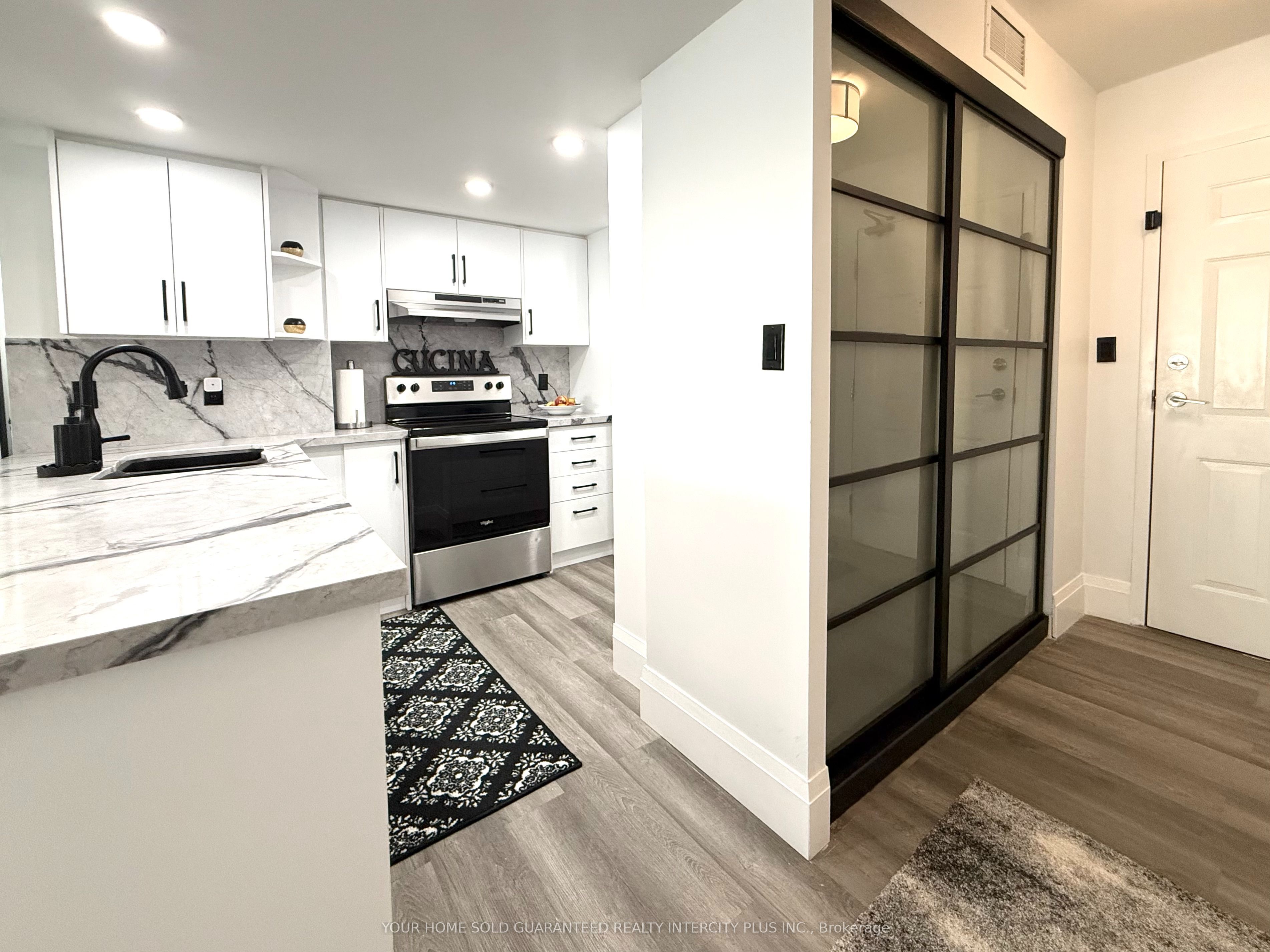 121 Woodbridge Avenue 313