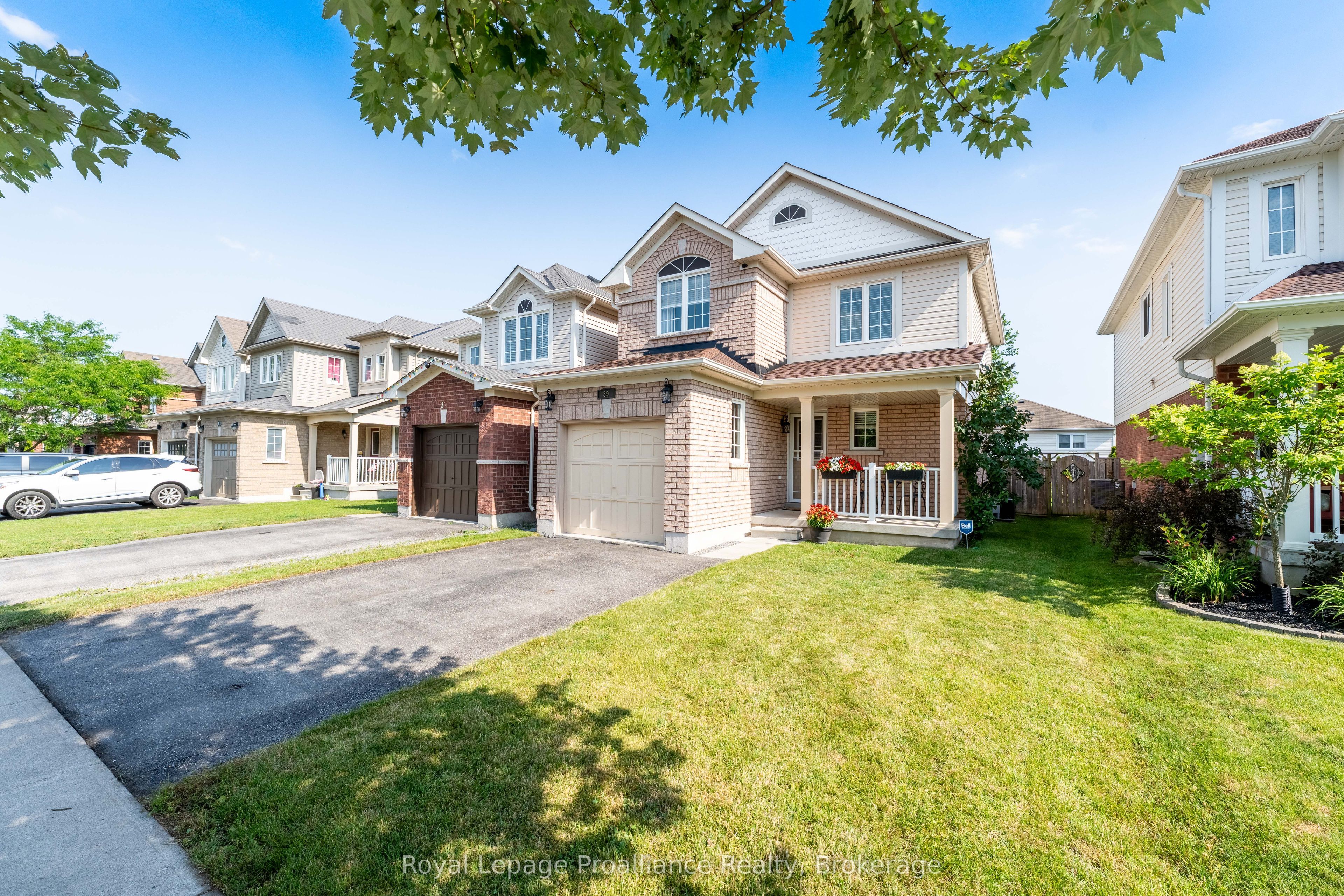 39 Courvier Crescent