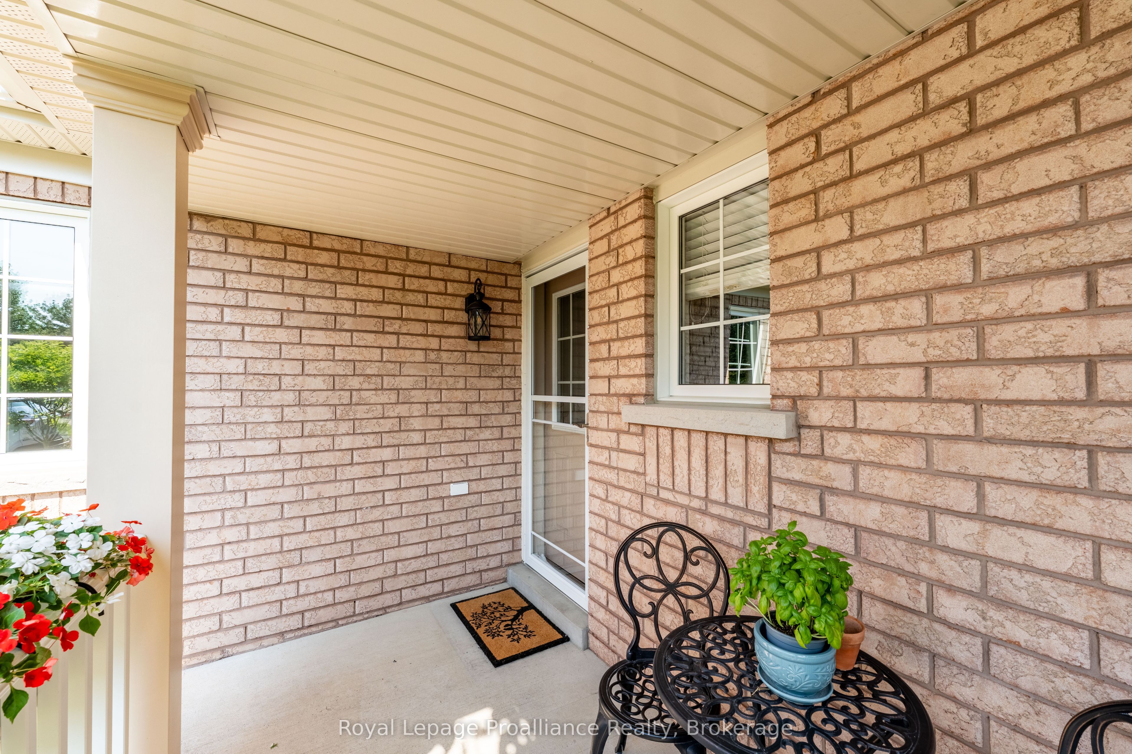 39 Courvier Crescent