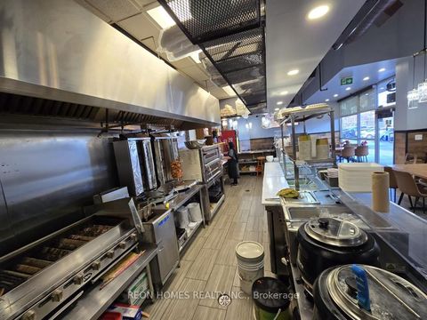 200 John Street W E2 Oshawa ON L1J 2B4