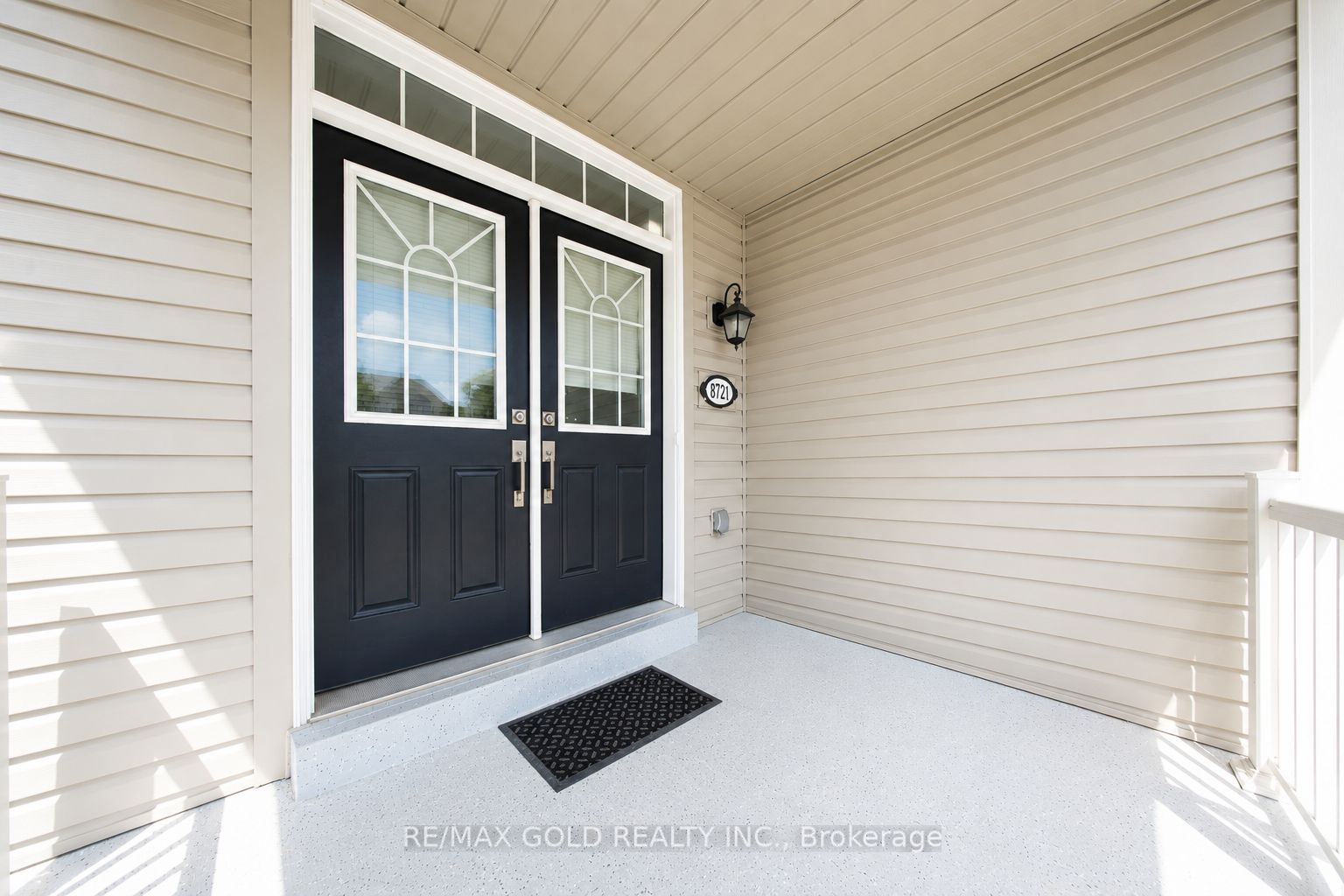 8721 Pawpaw Lane