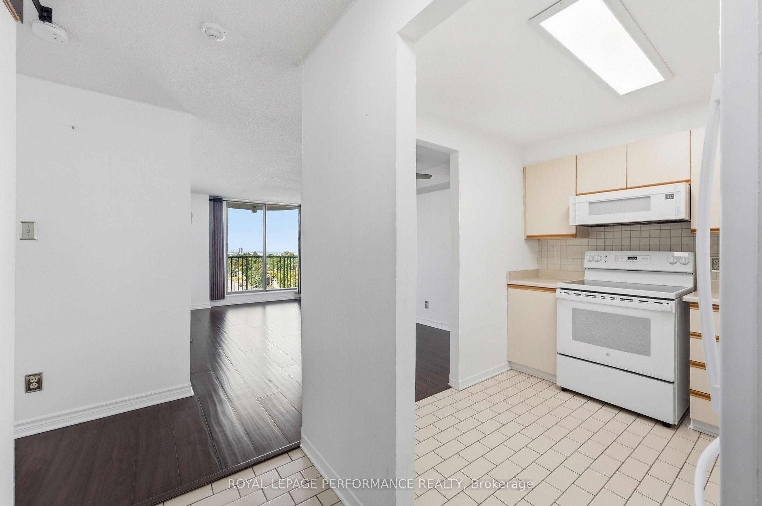 1440 Heron Road 1102