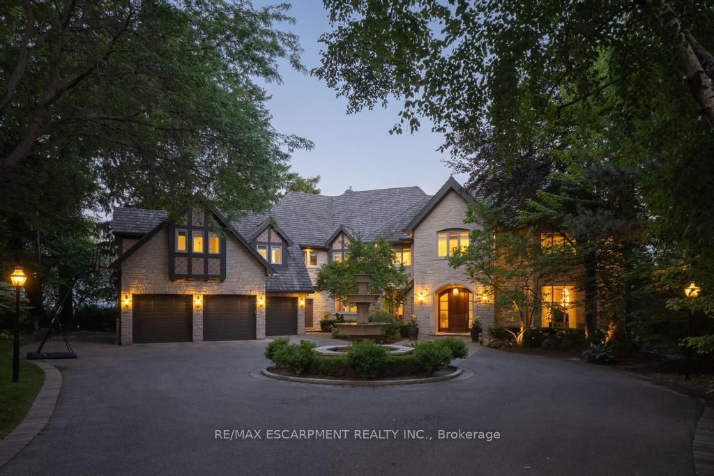 4038 Lakeshore Road