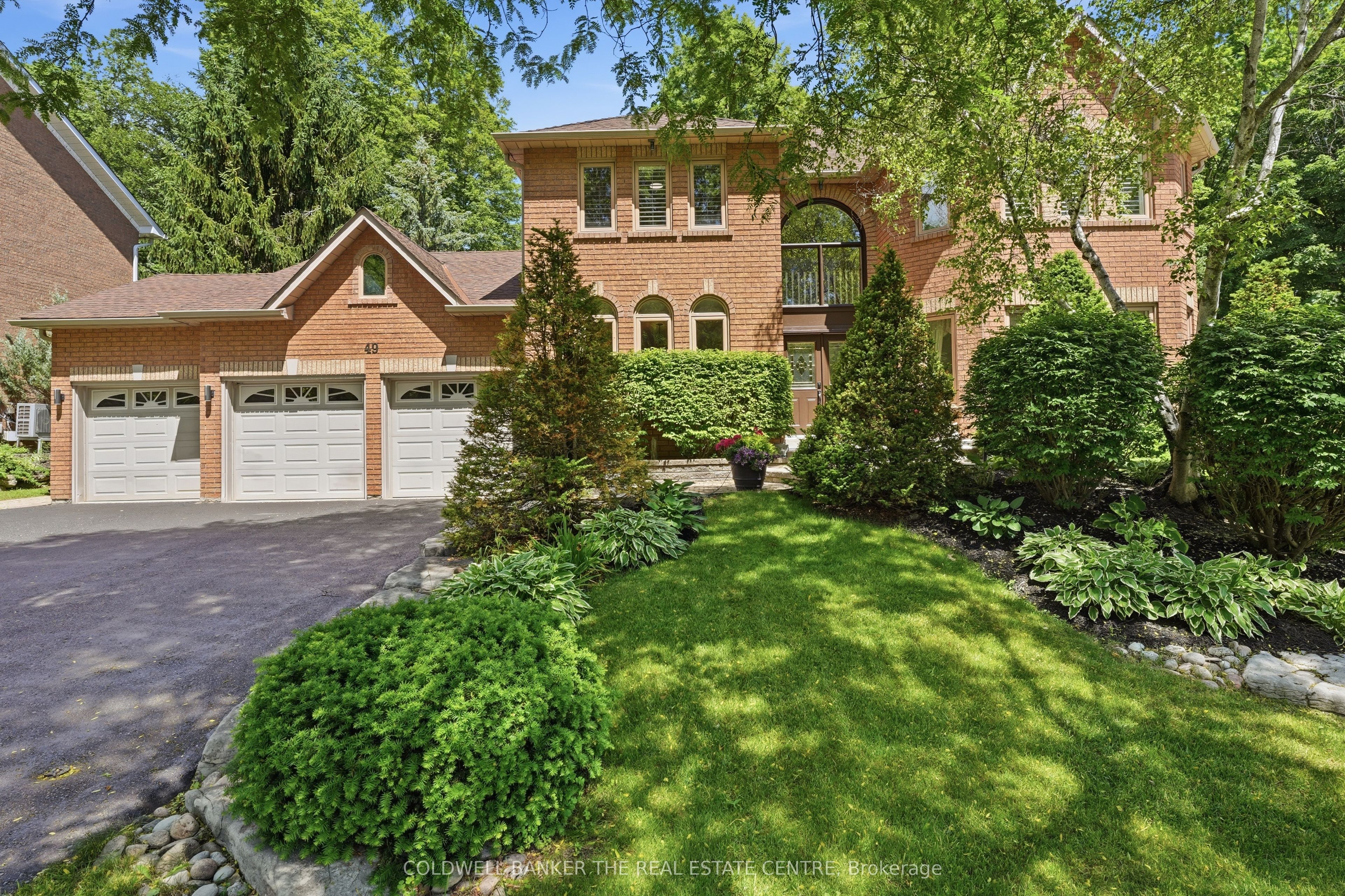 49 Falling Leaf Court