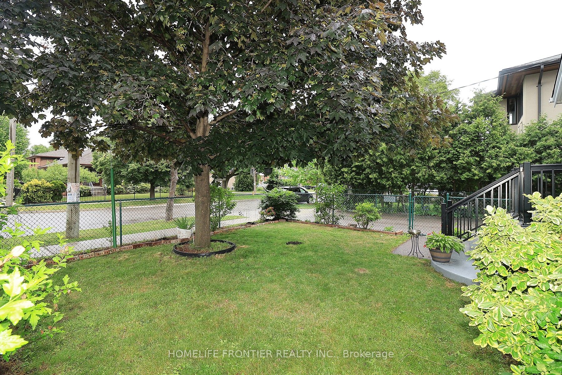 32 Coules Court