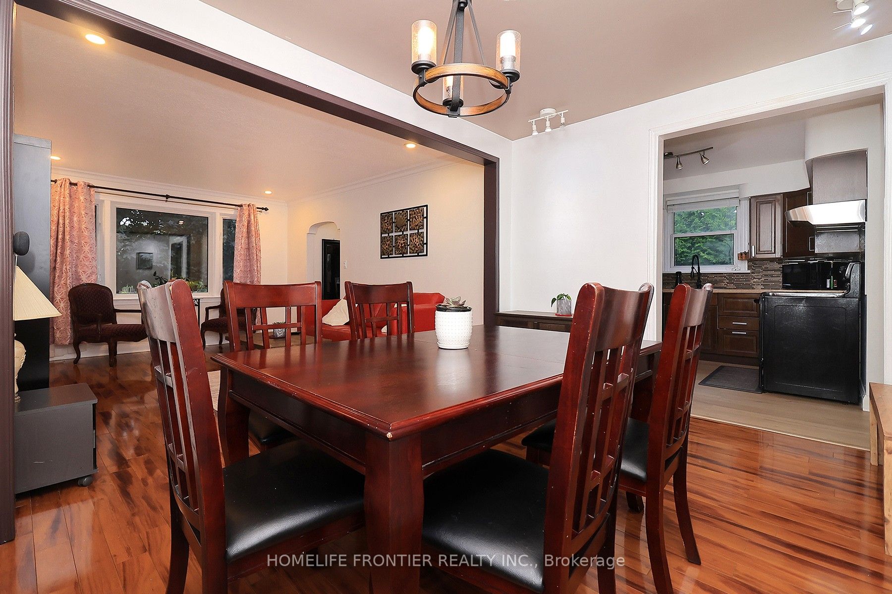 32 Coules Court