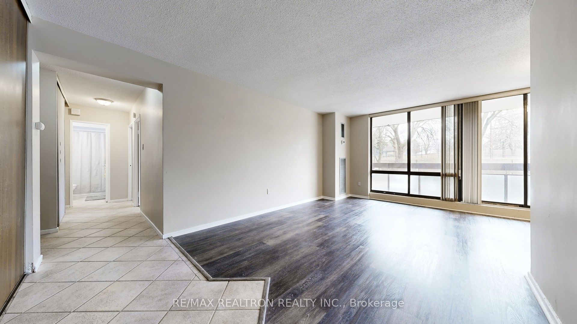 350 Seneca Hill Drive 212