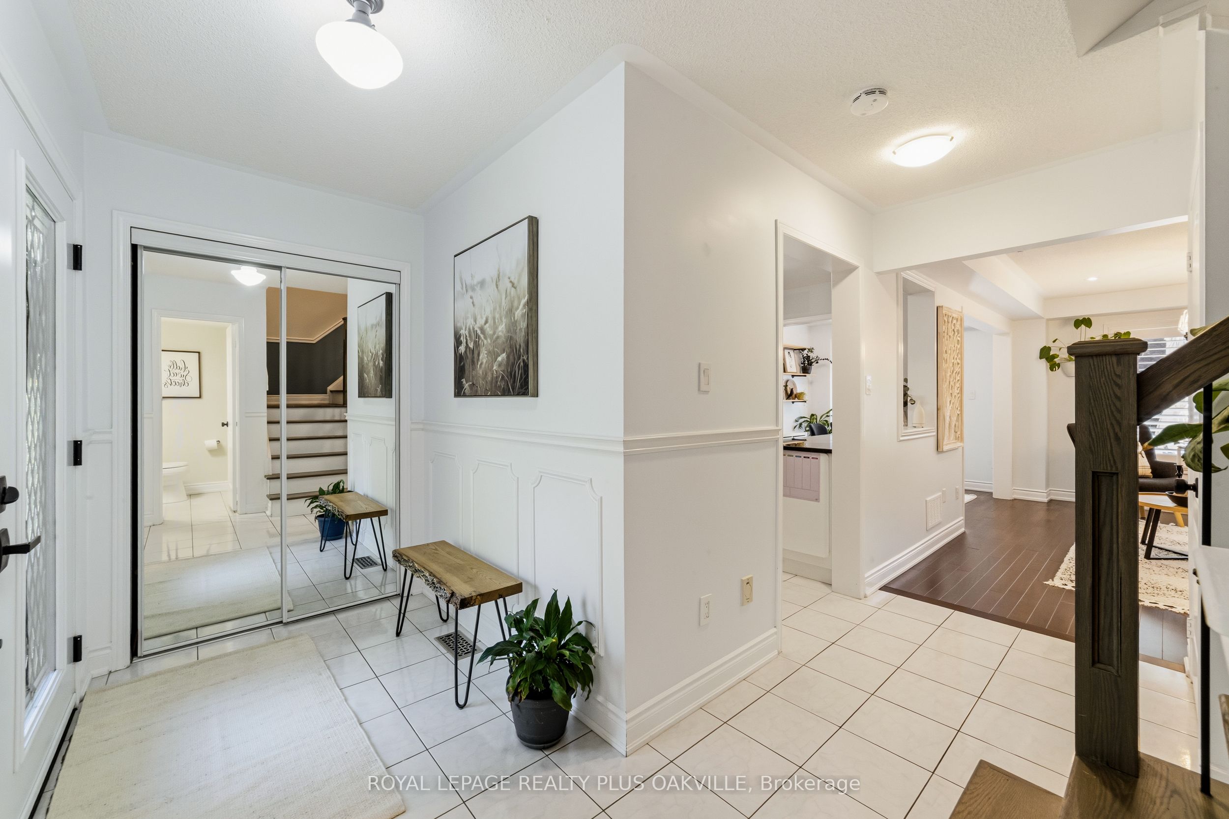 82 Fellowes Crescent