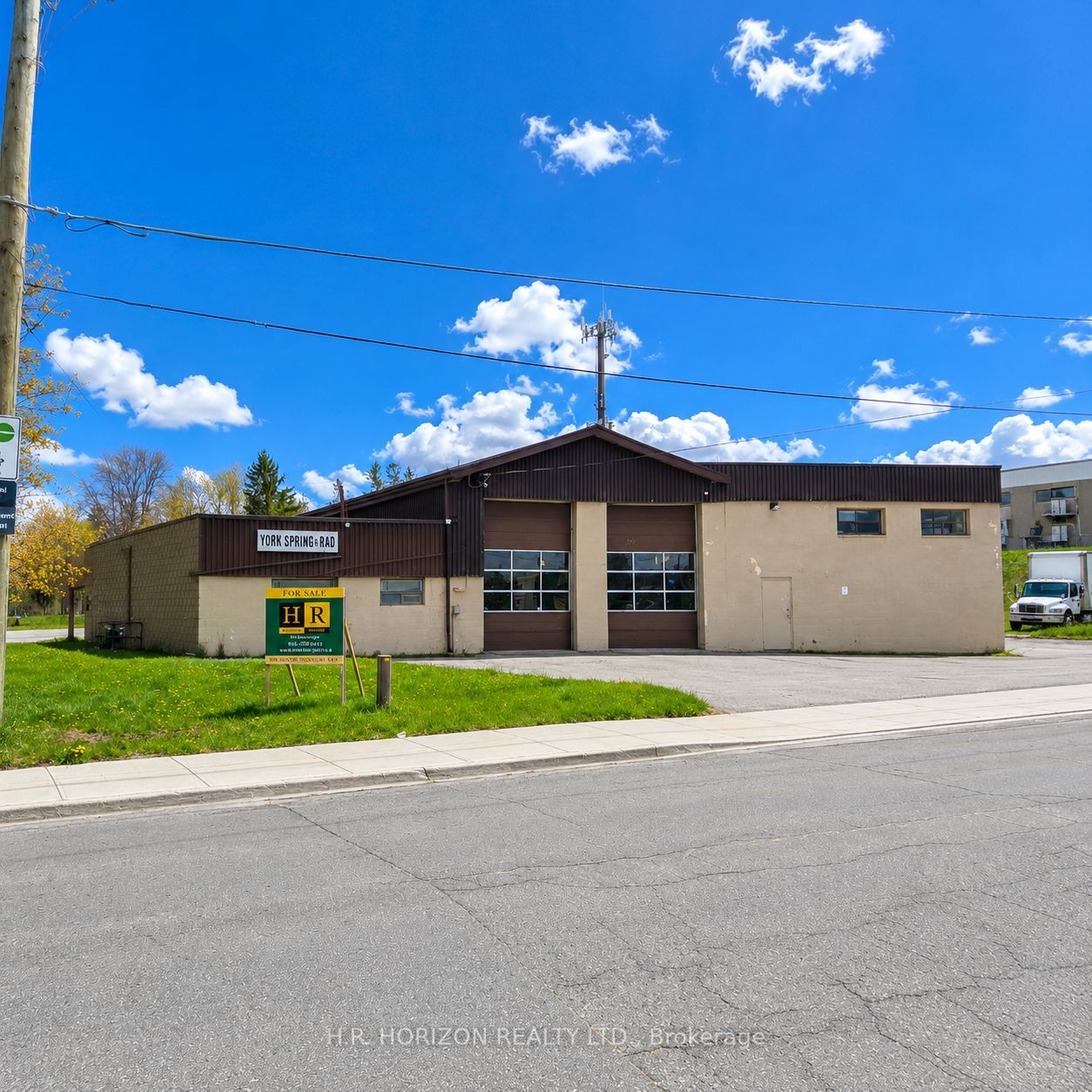 60 Industrial Parkway N