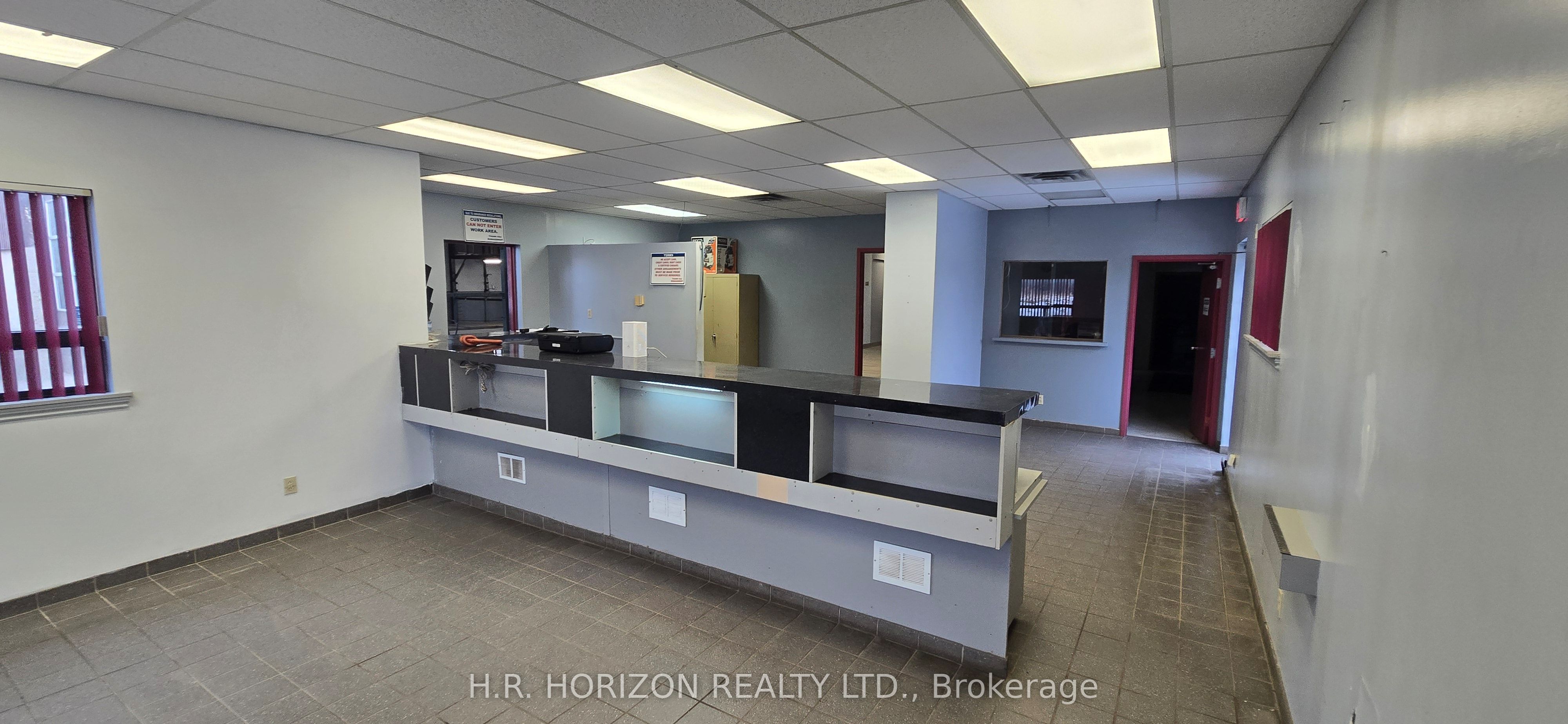 60 Industrial Parkway N