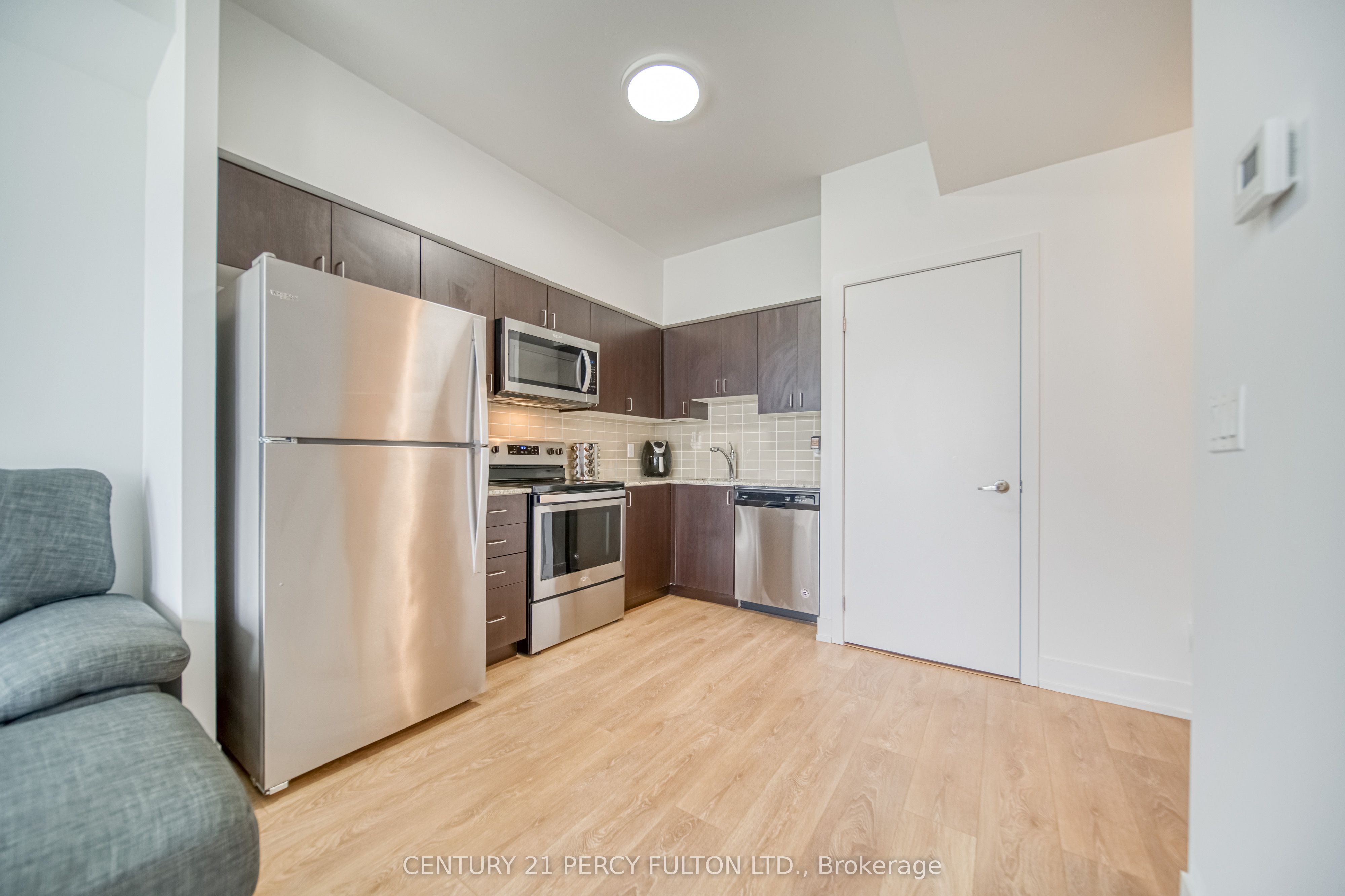 1255 Bayly Street 2208