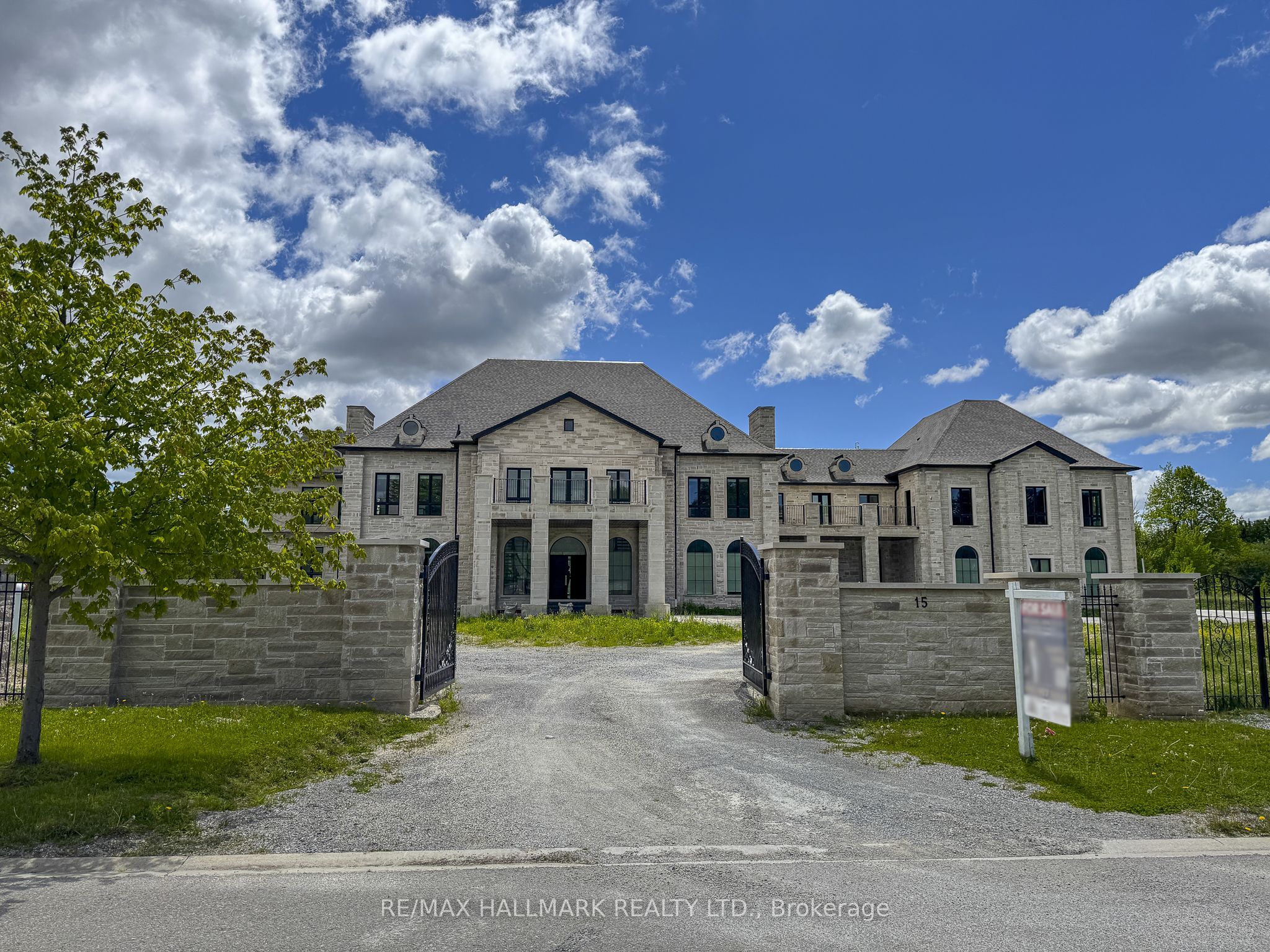 15 Eden Vale Drive