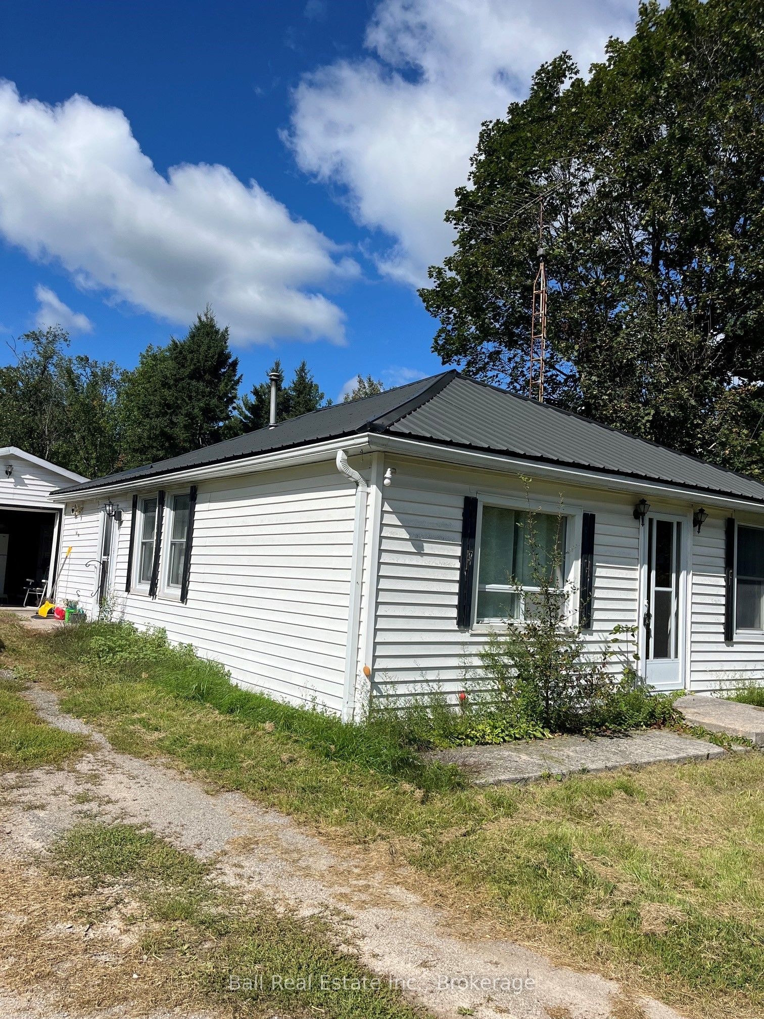 5033 Stirling-Marmora Road