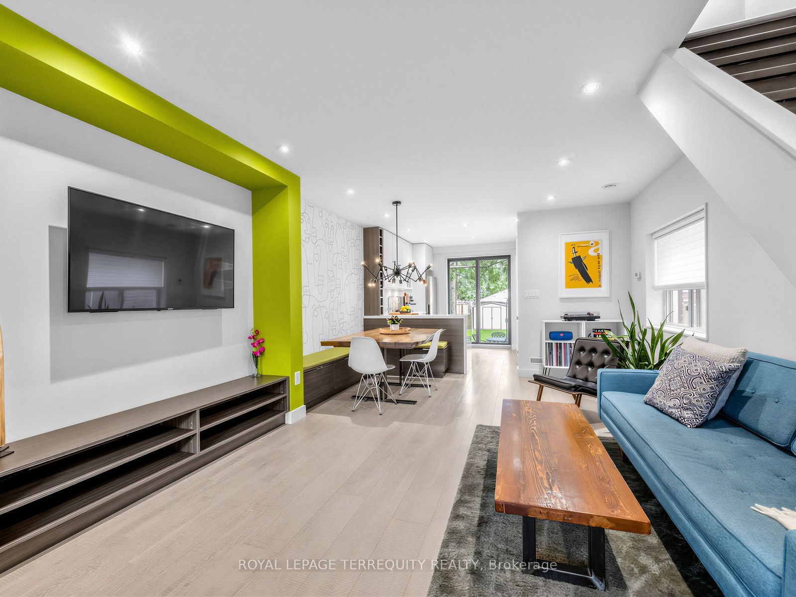 22 Montye Avenue