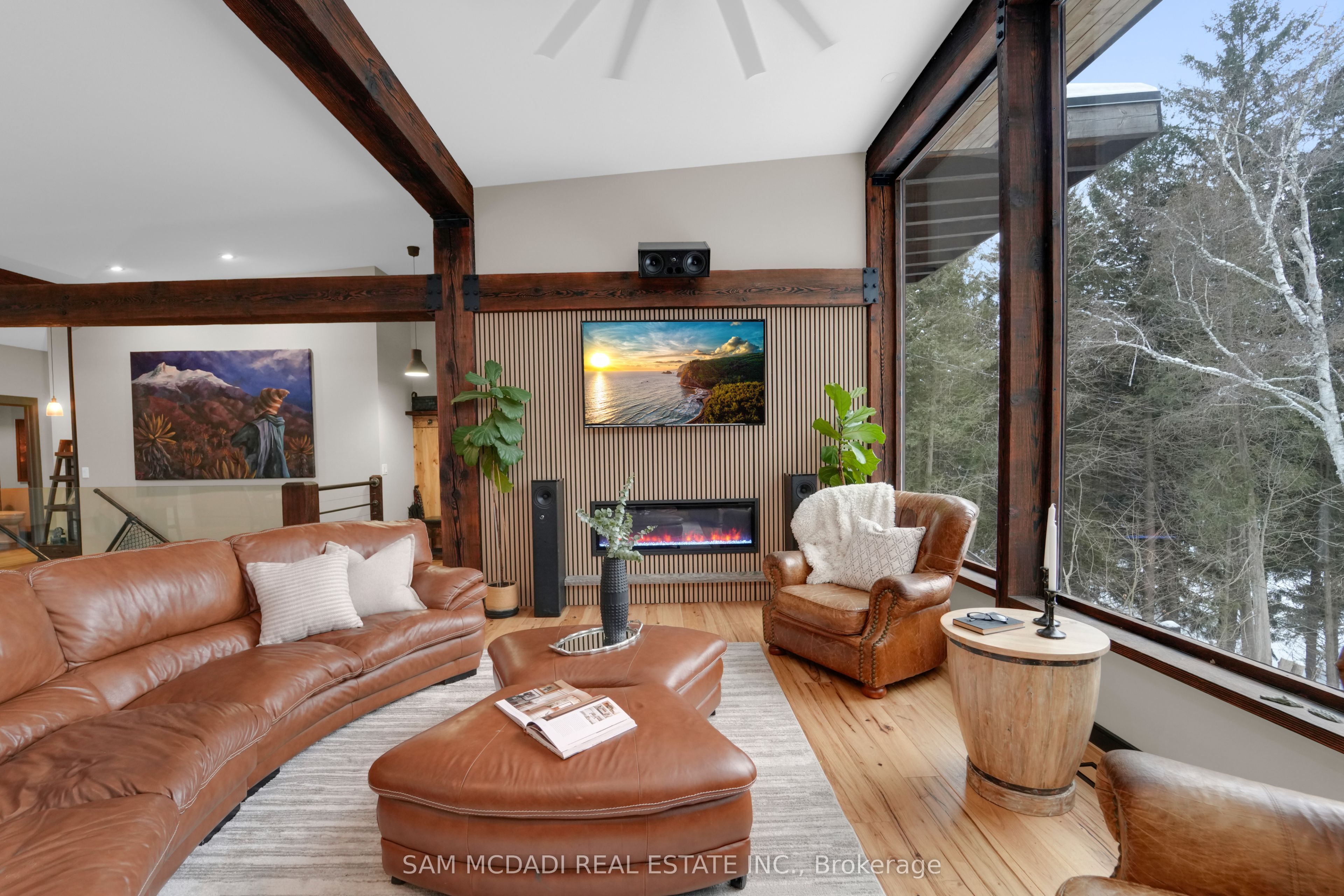 2084 Grand Boulevard