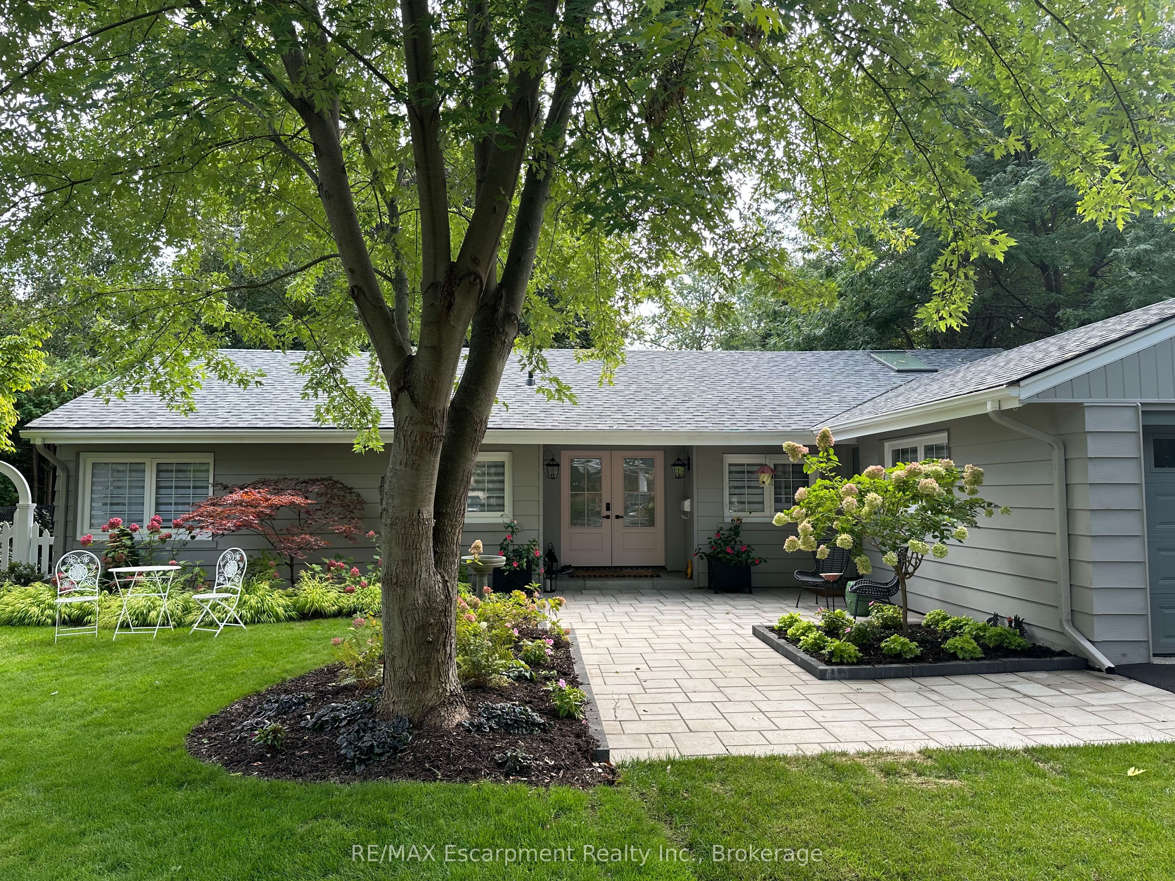 3136 Princess Boulevard