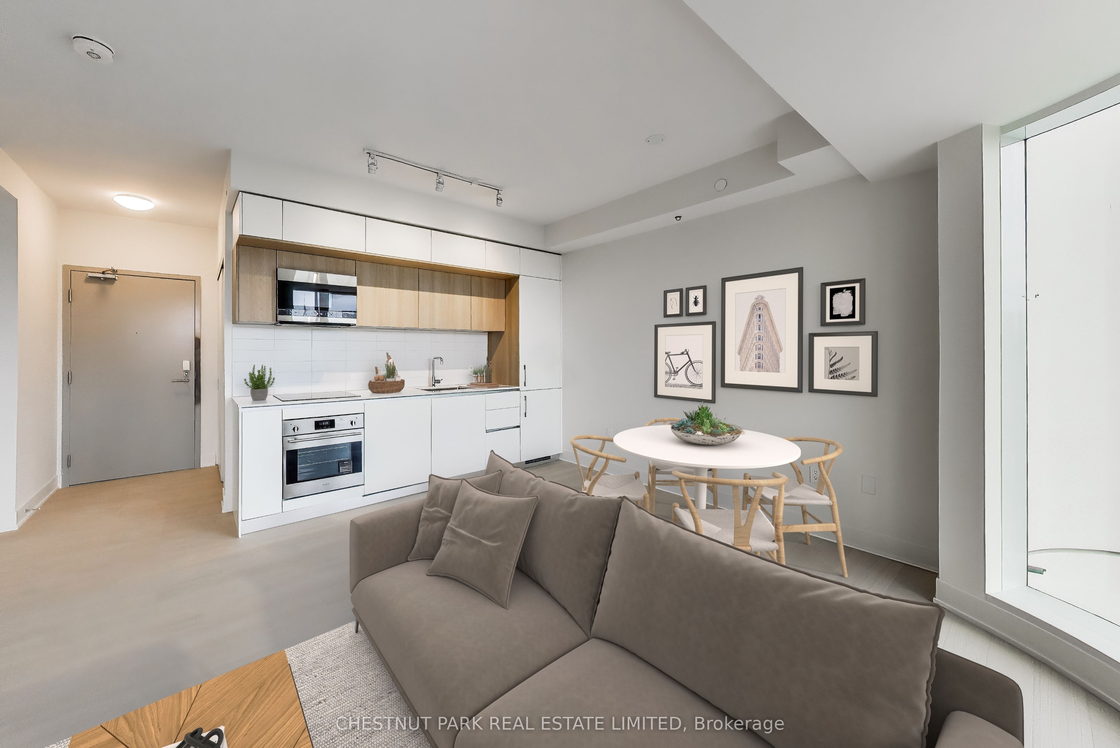 328 Dupont Street 901
