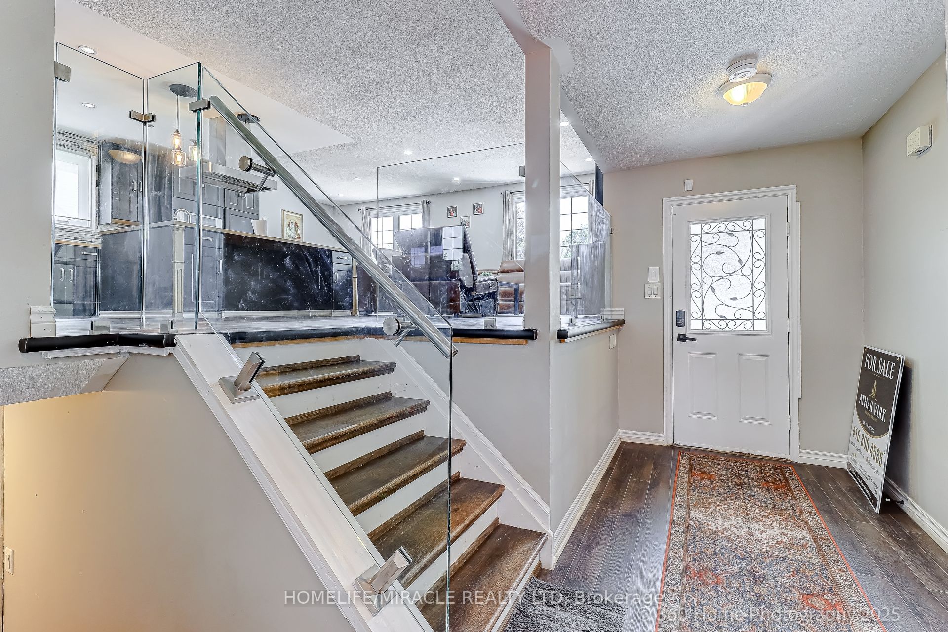 82 Goldgate Crescent