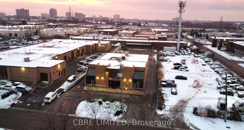 1150 Crestlawn Drive Mississauga ON L4W 1A2