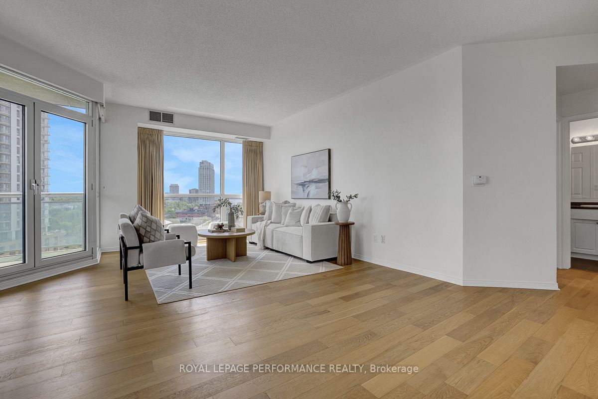 38 Metropole Private 1101