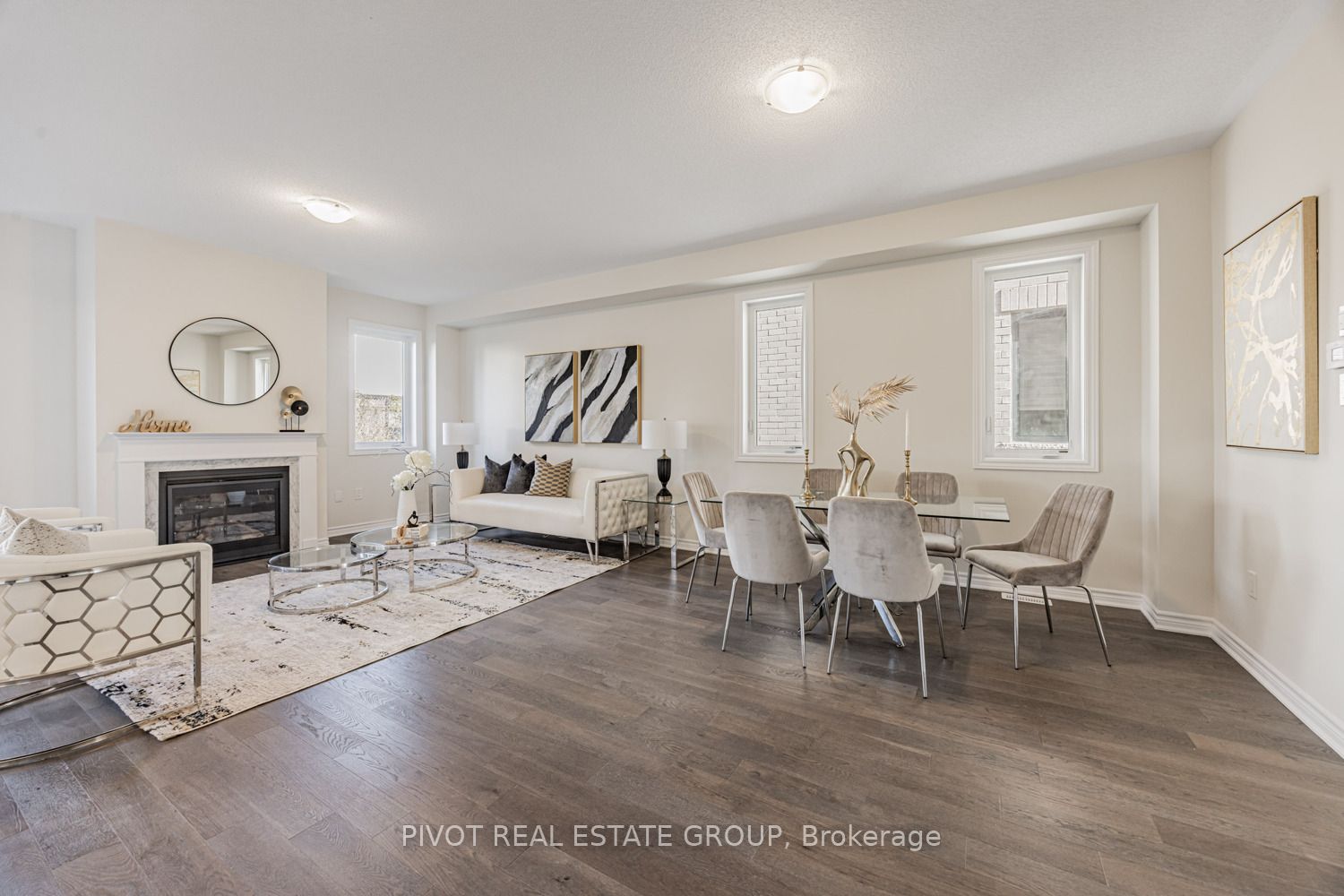 12 Waterfront Crescent