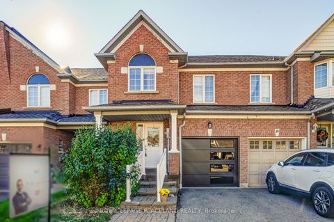 14 Oglevie Drive Whitby ON L1R 2Y4
