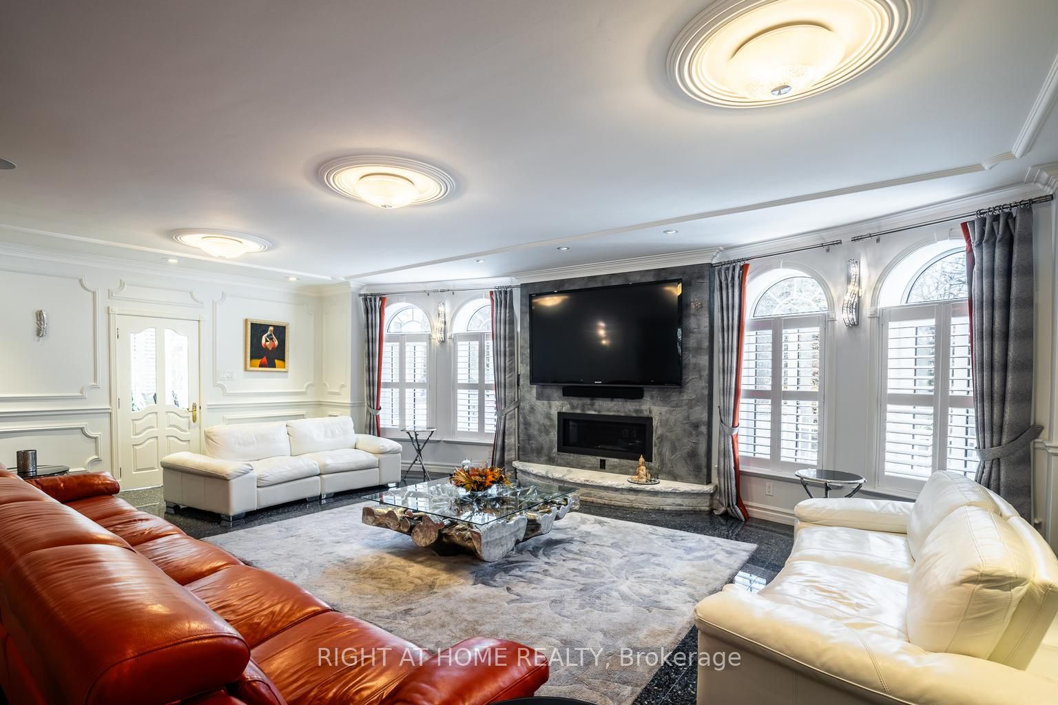 38 Sugarbush Court
