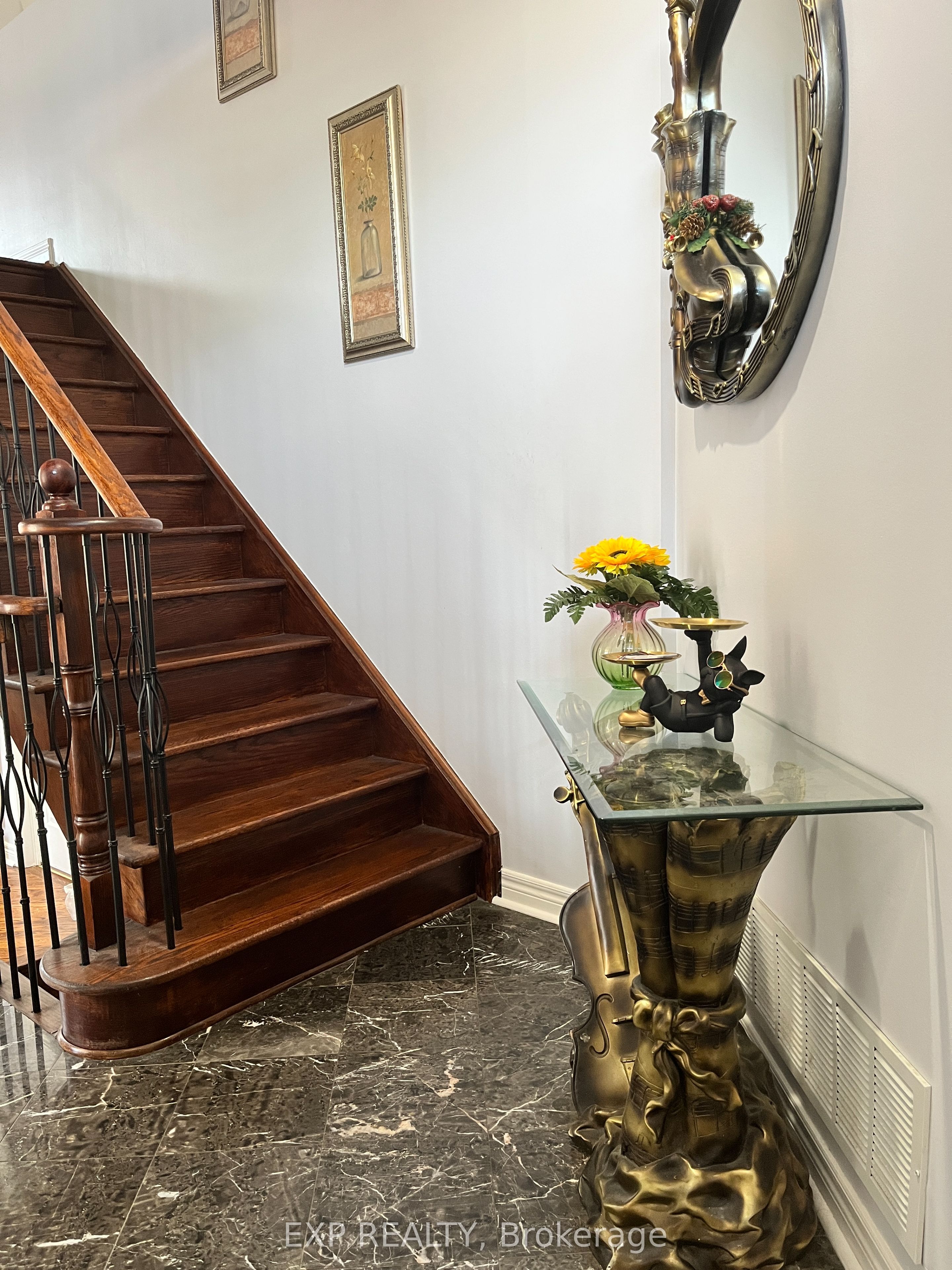 129 Ledge Rock Drive