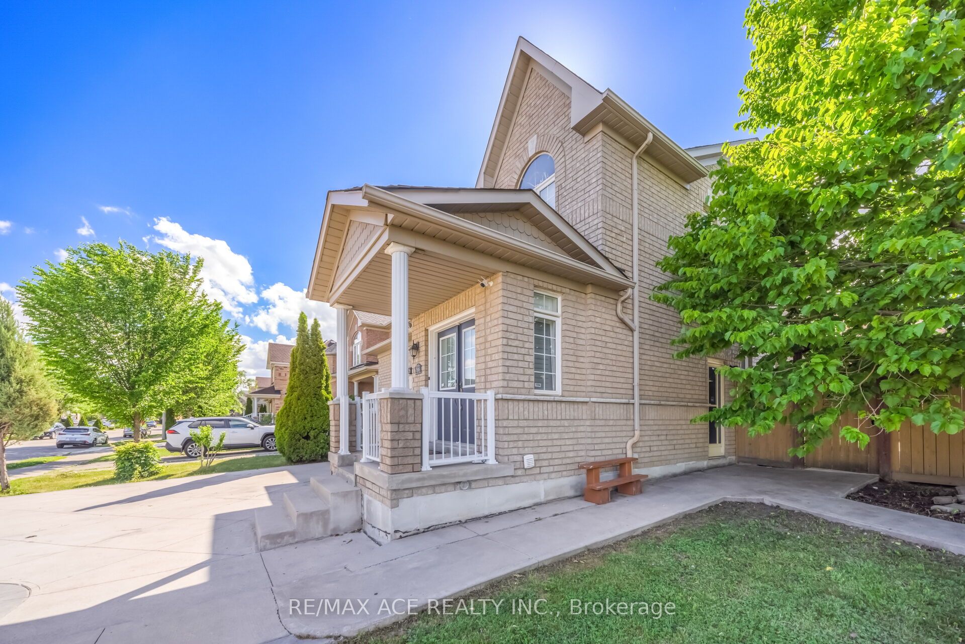86 Treasure Drive