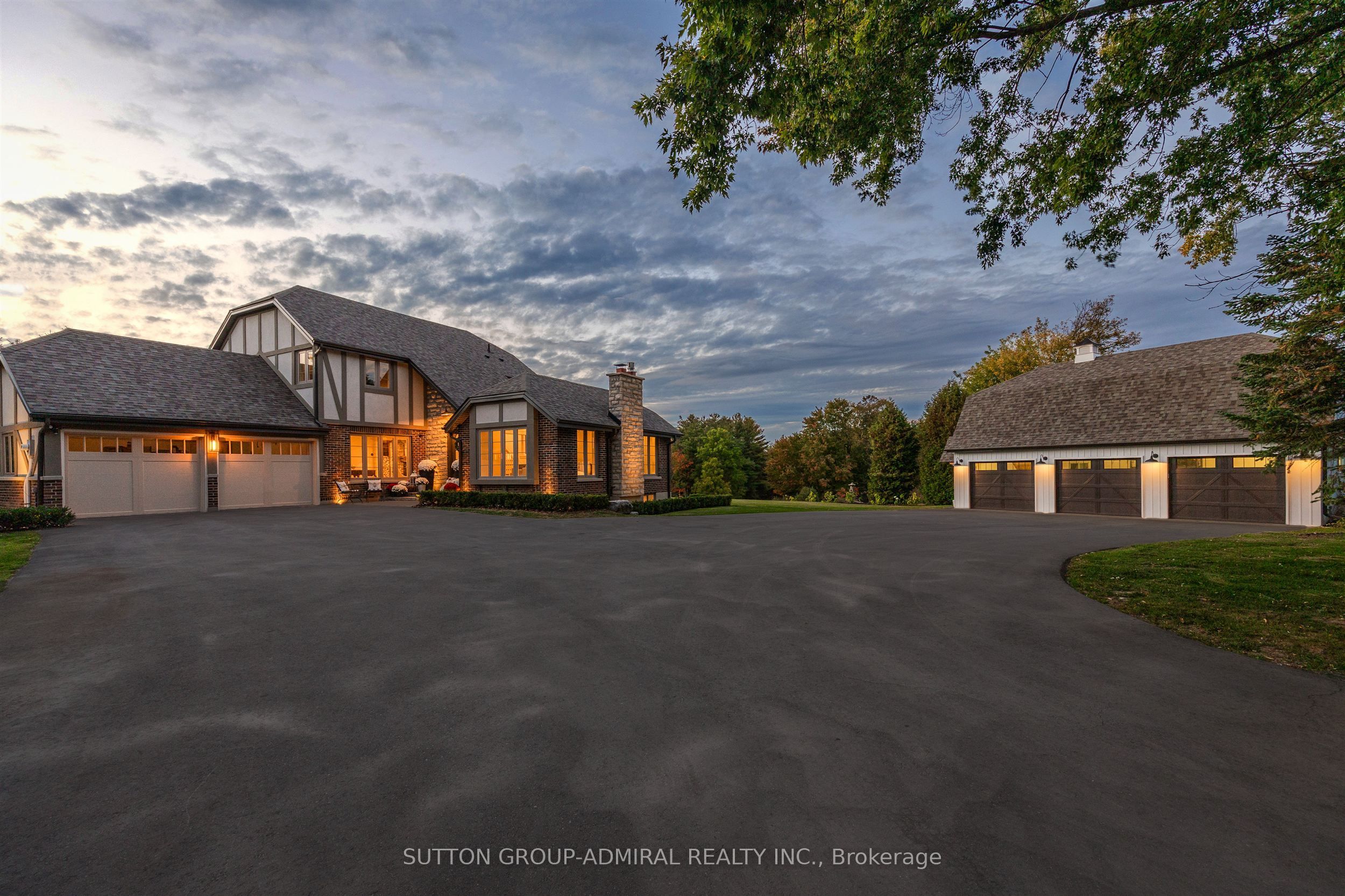8400 19th Sideroad N/A