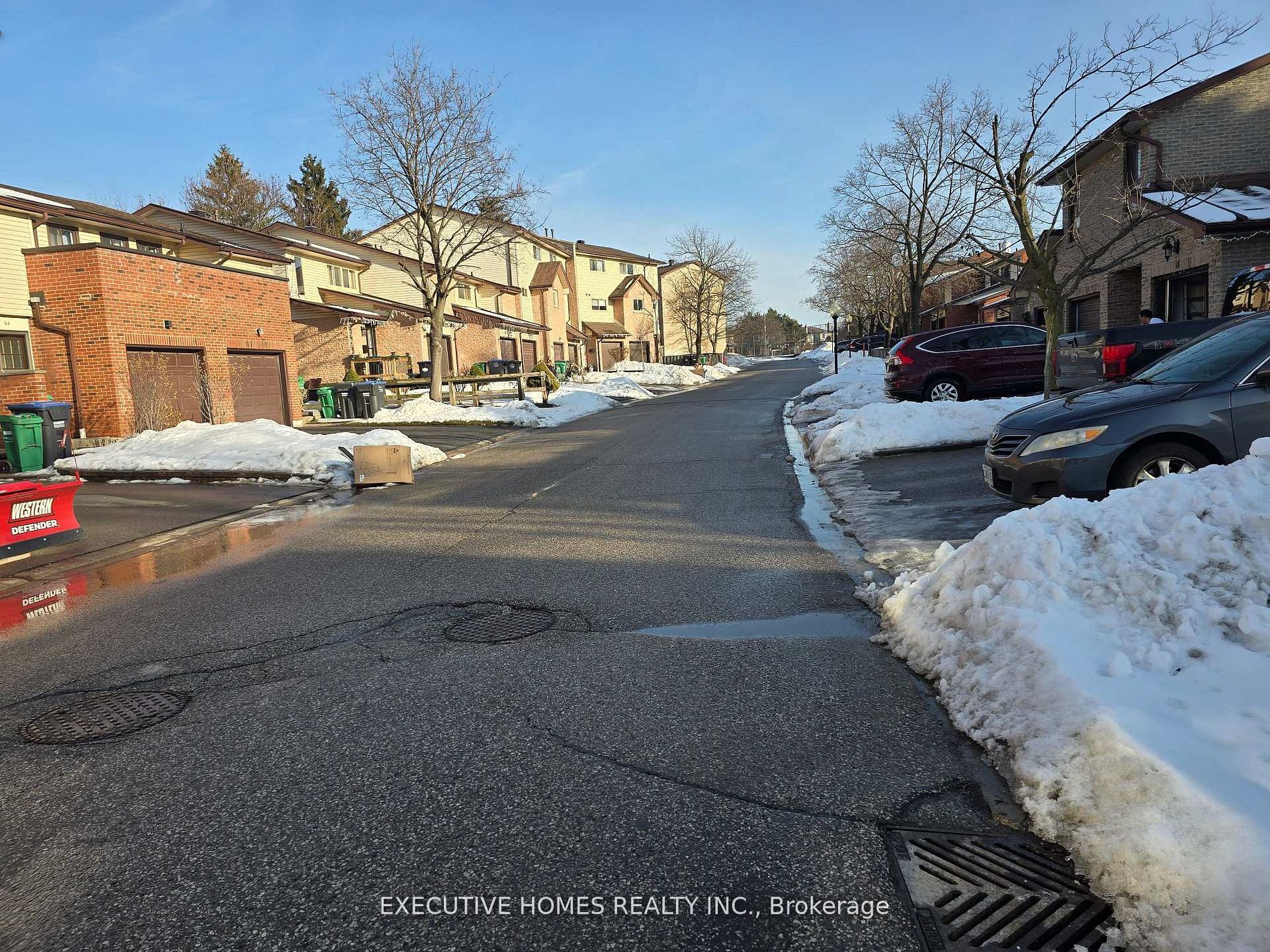 61 Collins Crescent 60