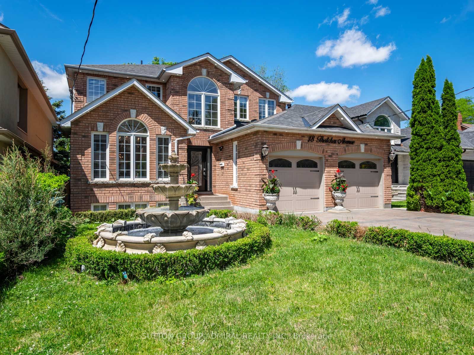 18 Thatcher Avenue