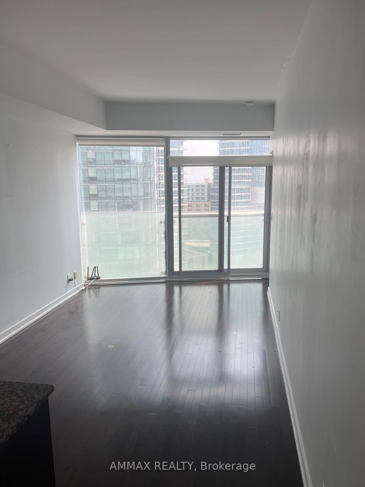 12 York Street 1203