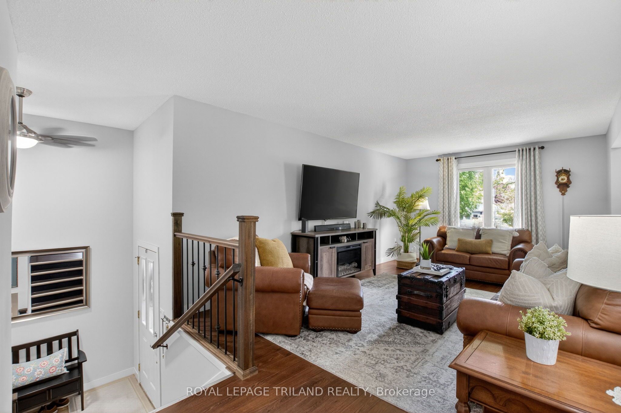 31 Beechbank Crescent