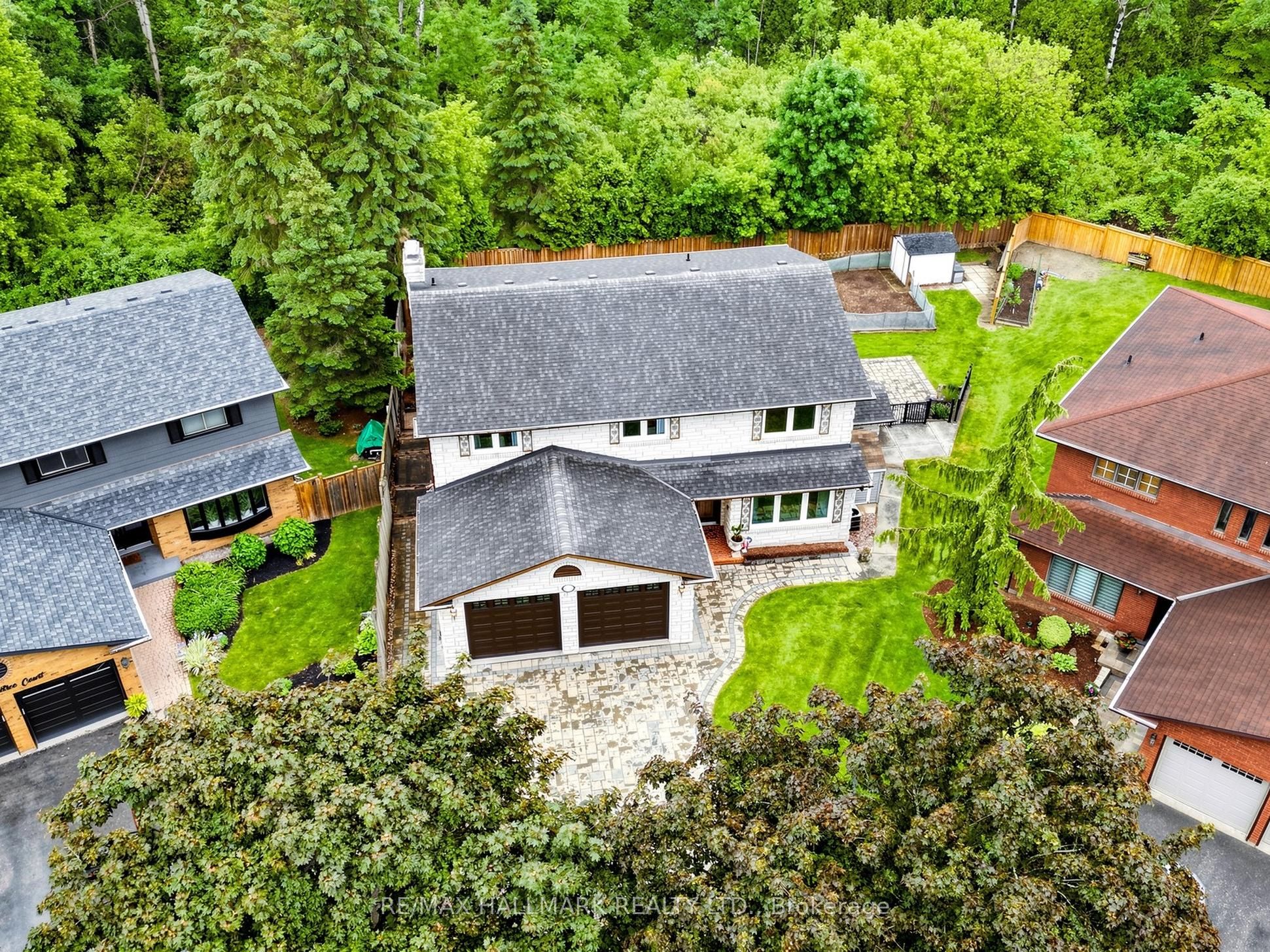 1038 Pinetree Court