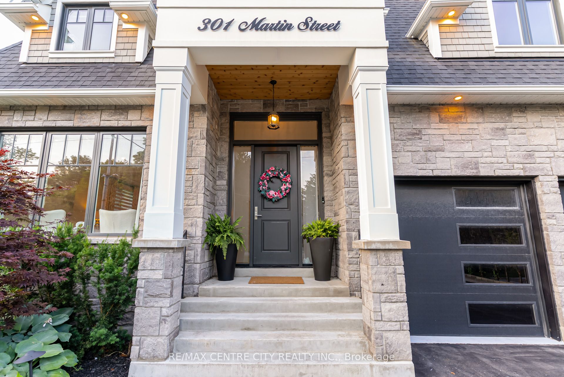 301 Martin Street