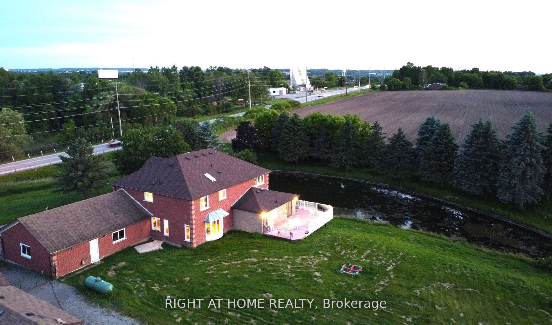 1008 Mount Albert Road