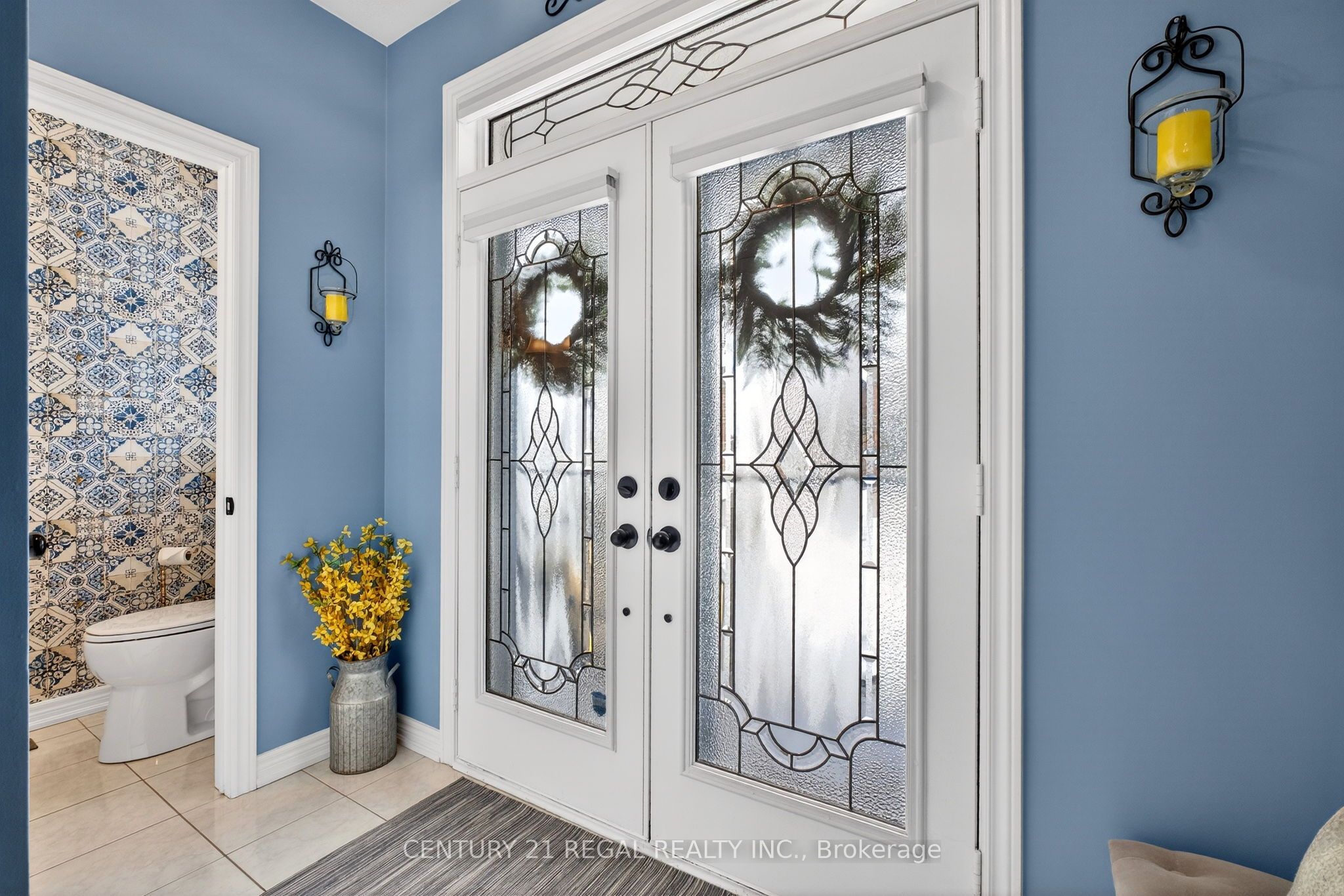 94 Thomas Woodlock Street