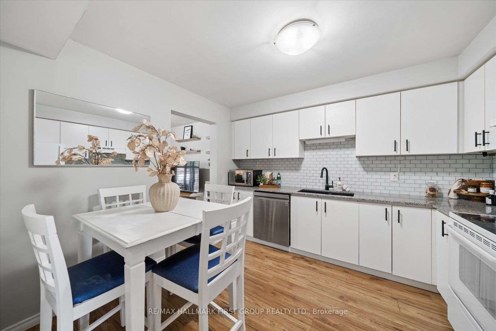 95 Vail Meadows Crescent