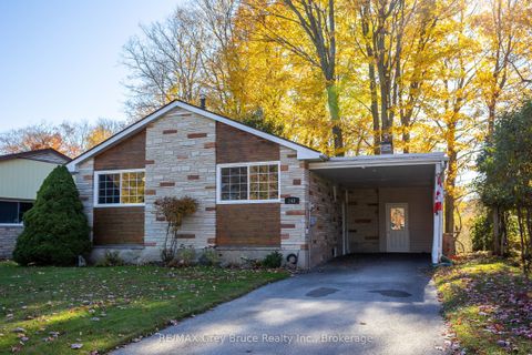 242 6th Avenue E Owen Sound ON N4K 2T3